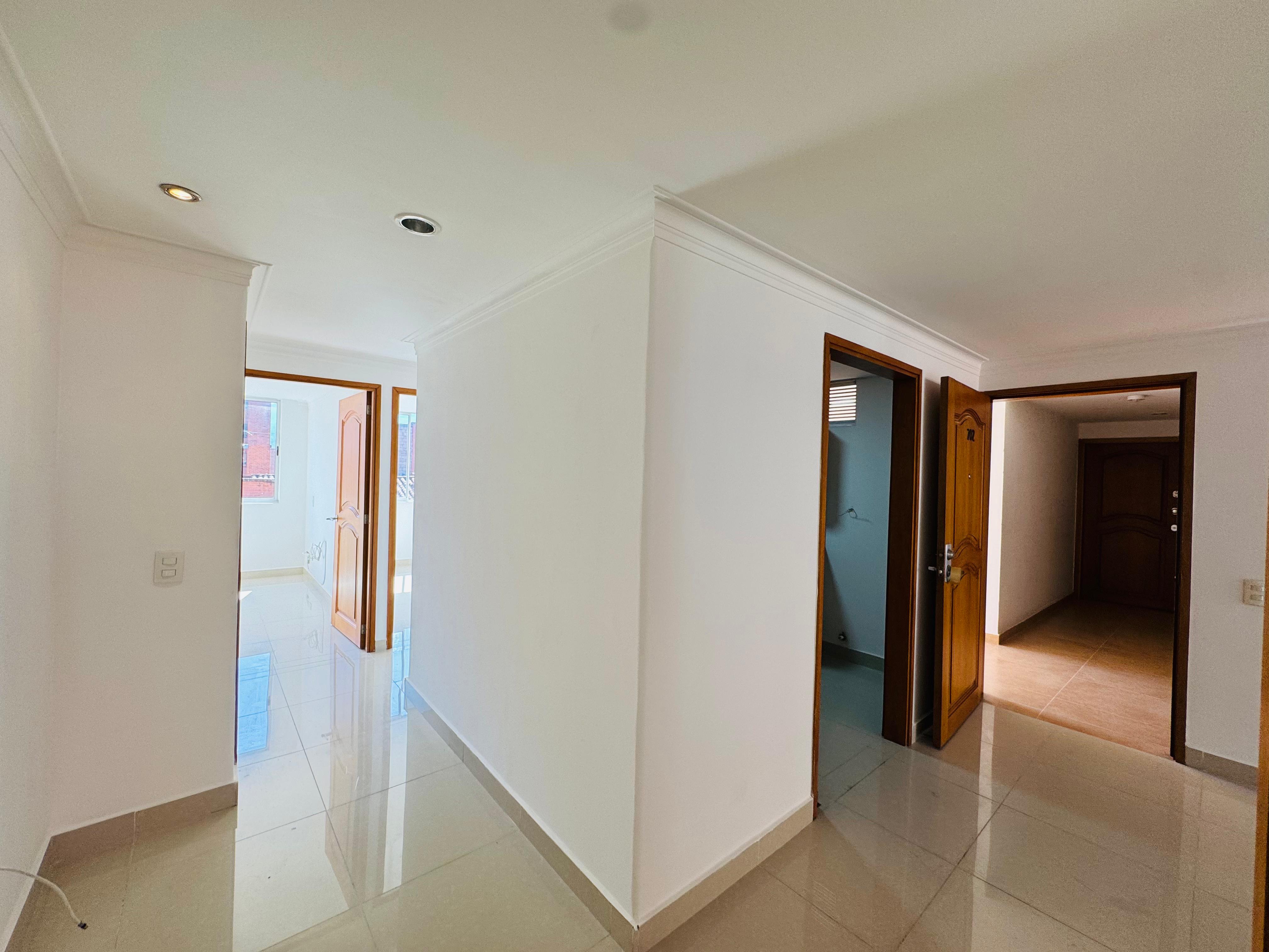 ARRIENDO APARTAMENTO - LAURELES