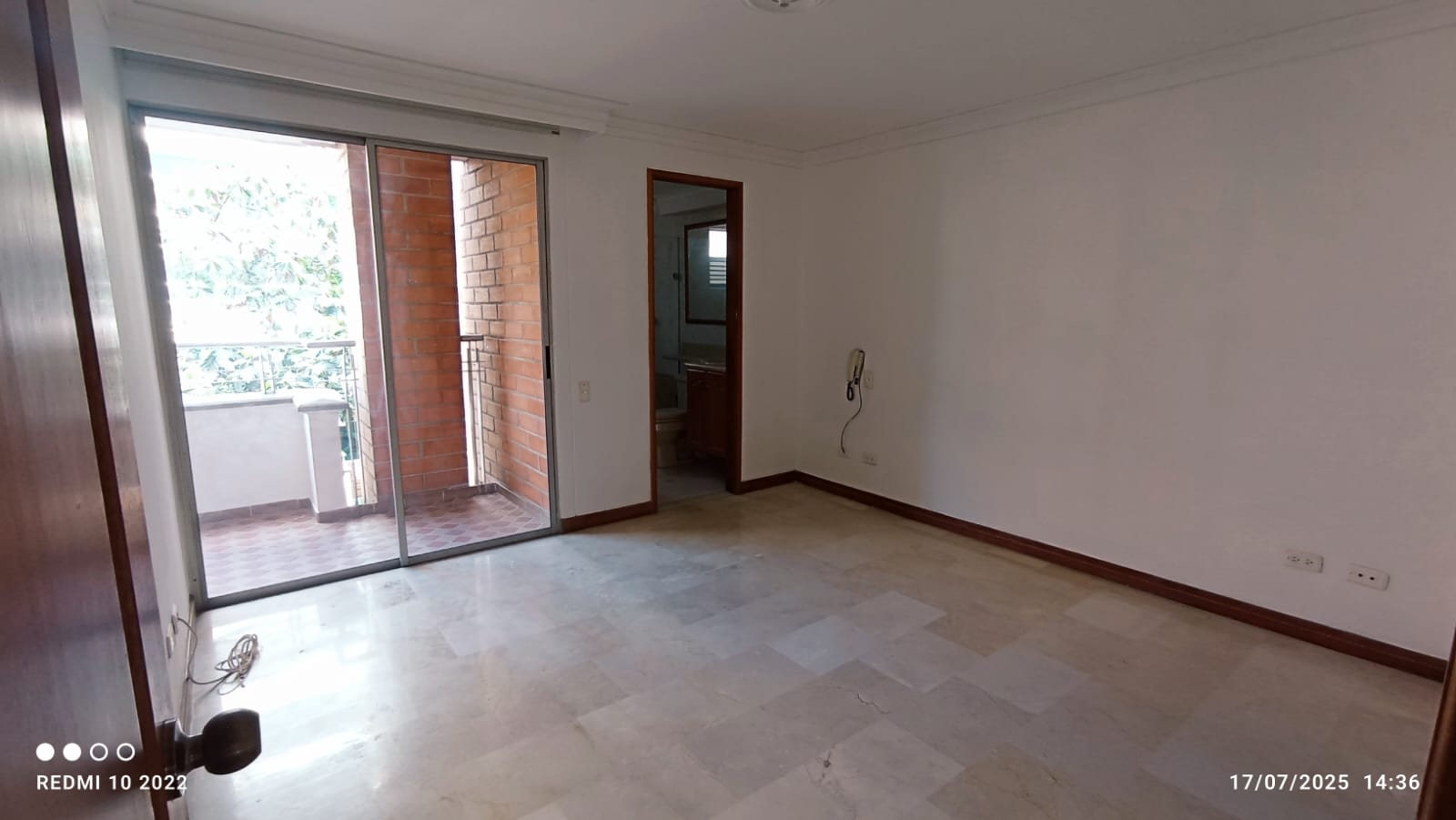 ARRIENDO APARTAMENTO - LAURELES