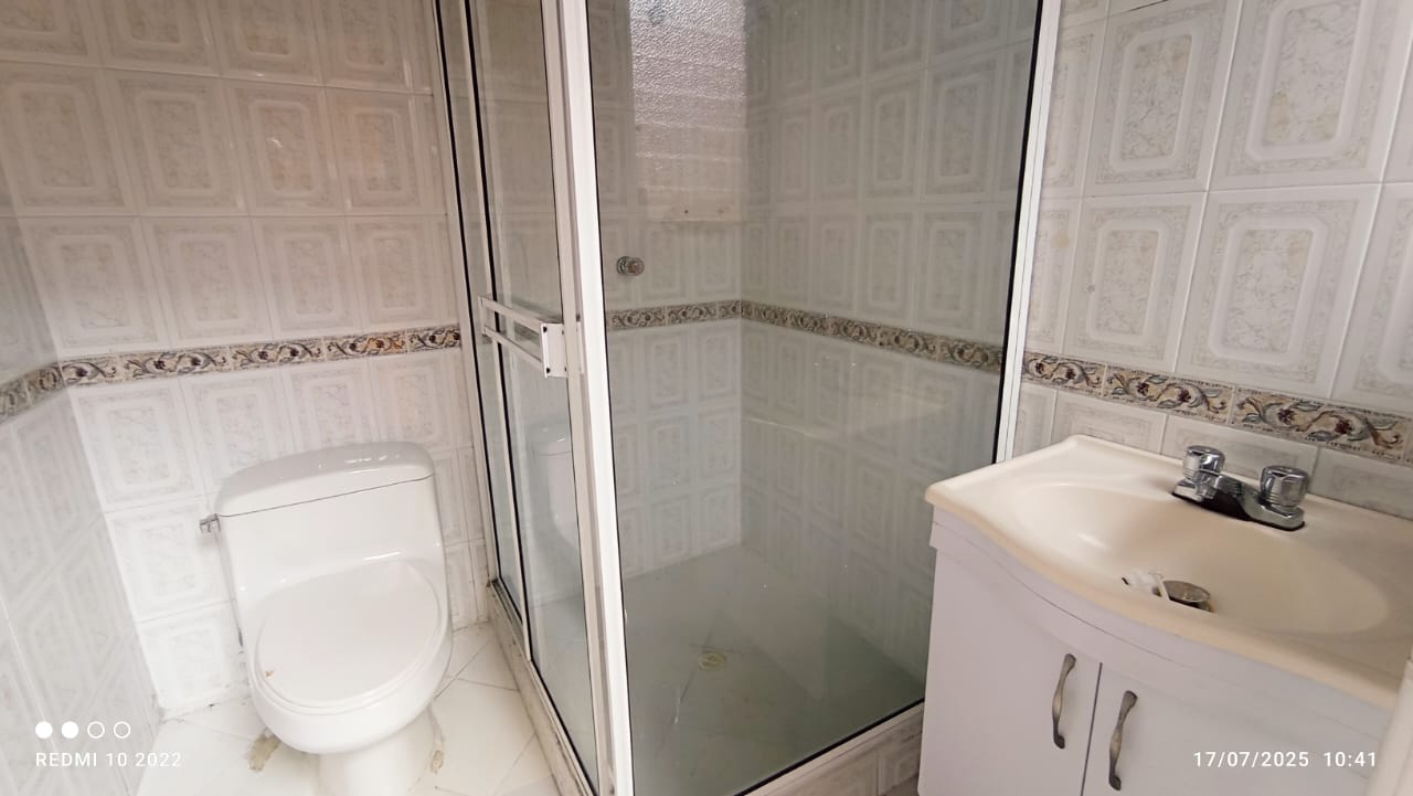 ARRIENDO CASA INDEPENDIENTE - SANTA MONICA