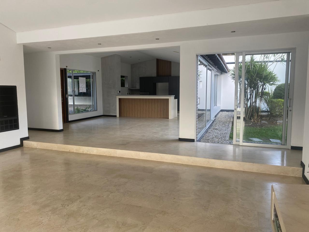 ARRIENDO CASA - ENVIGADO ESCOBERO