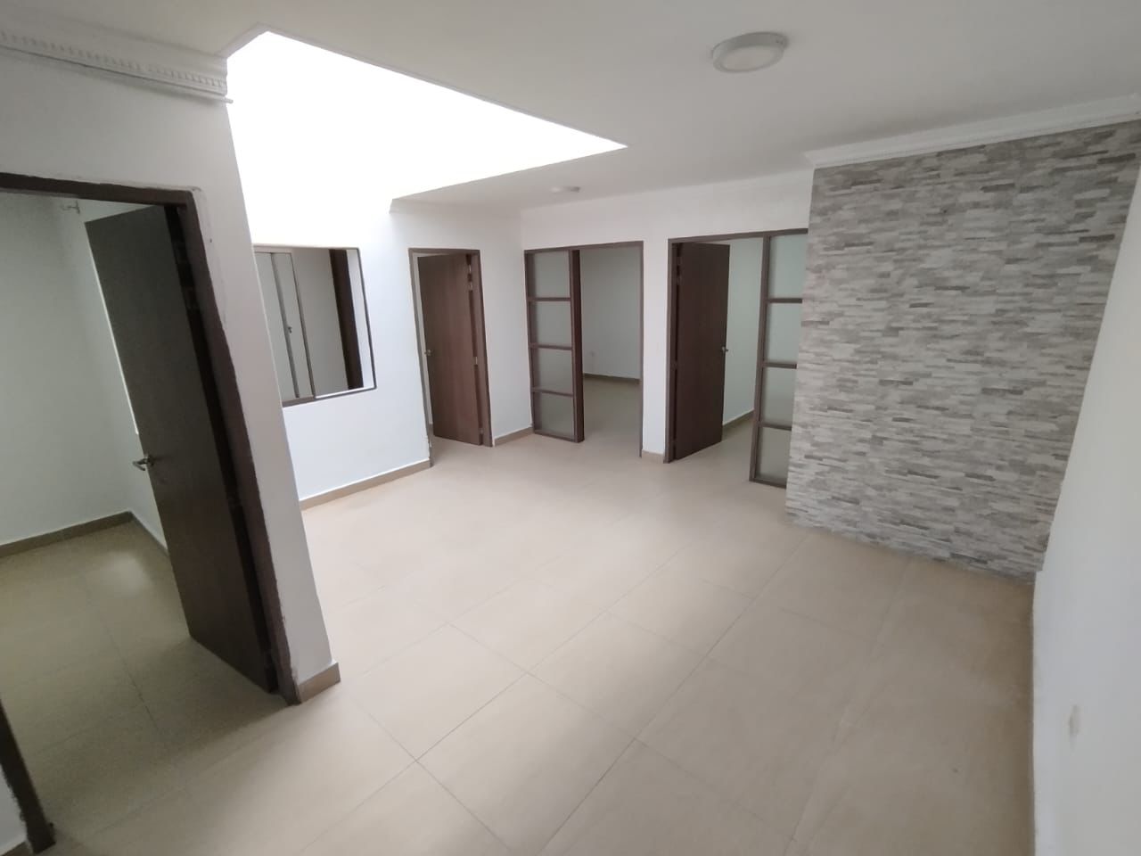 ARRIENDO CASA EN MEDELLIN LA AMERICA