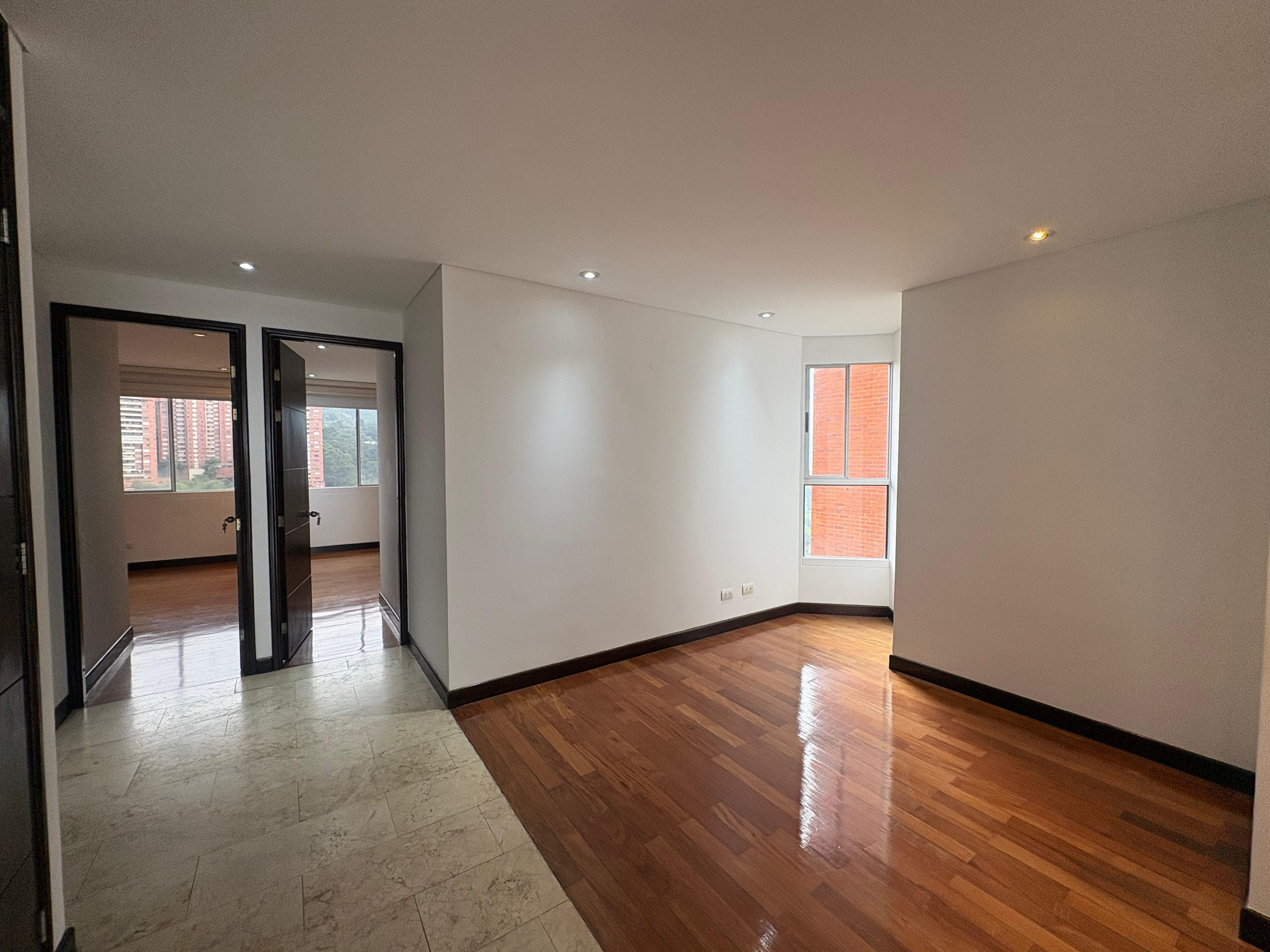 ARRIENDO APARTAMENTO, POBLADO CALERA