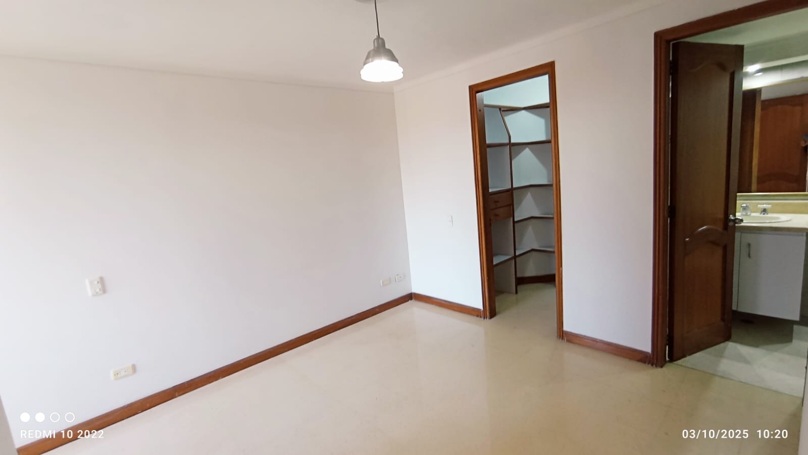 ARRIENDO APARTAMENTO - LAURELES