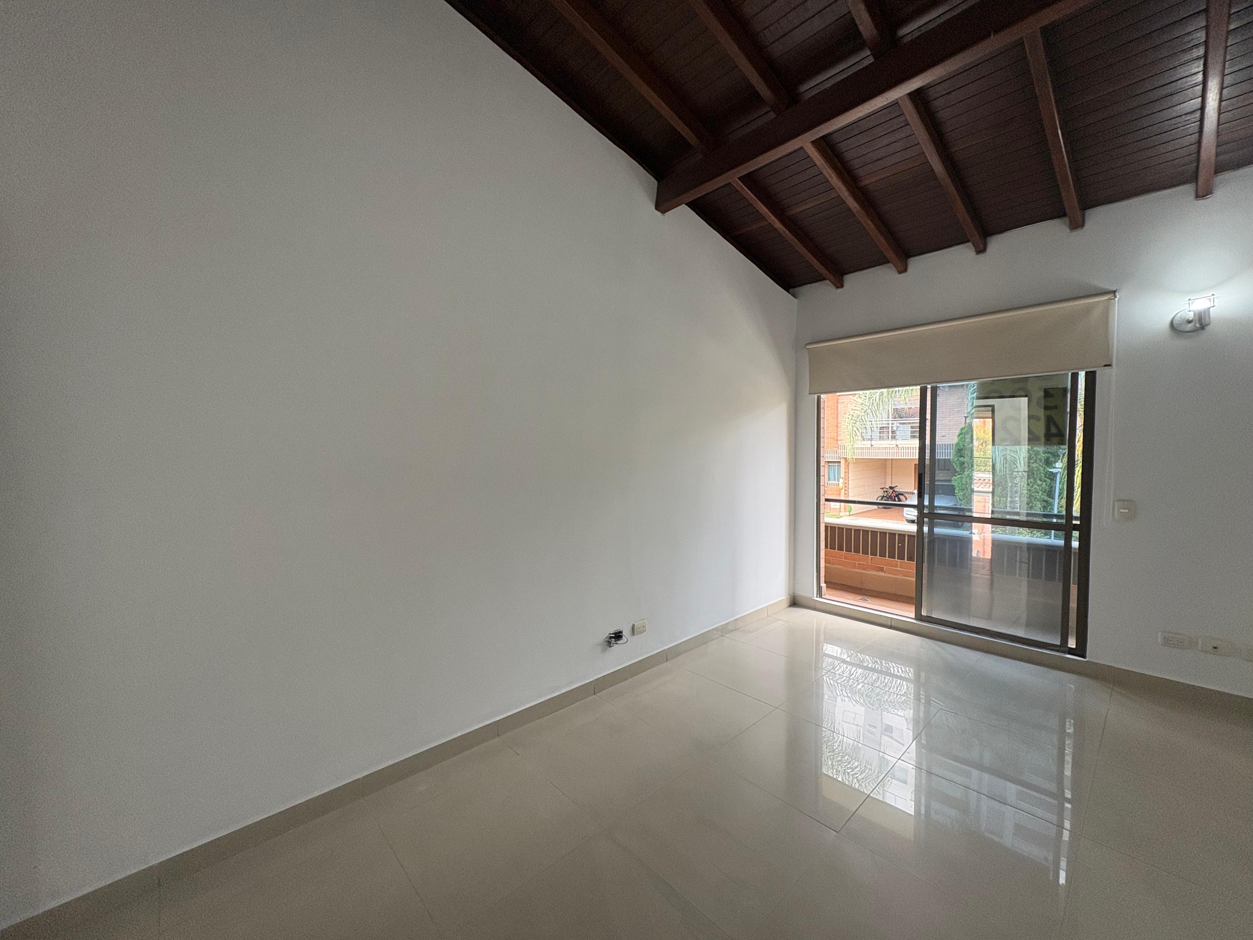 ARRIENDO CASA ENVIGADO BENEDICTINOS
