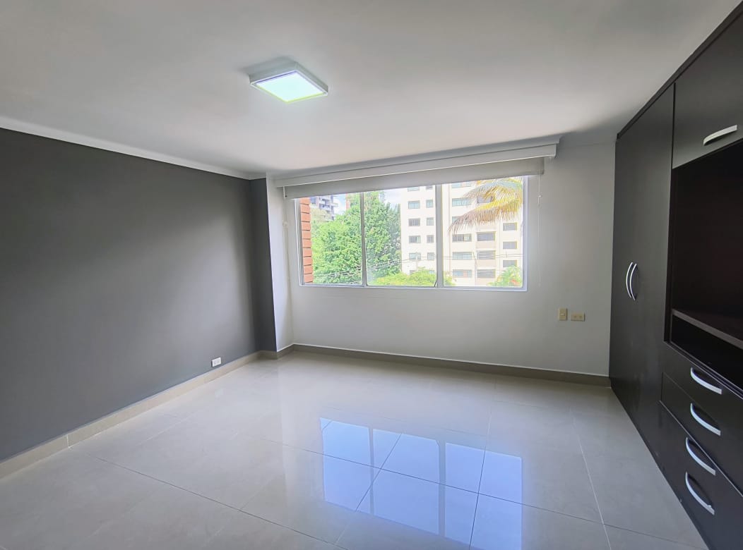 ARRIENDO APARTAMENTO - POBLADO LOMA DE LOS PARRA