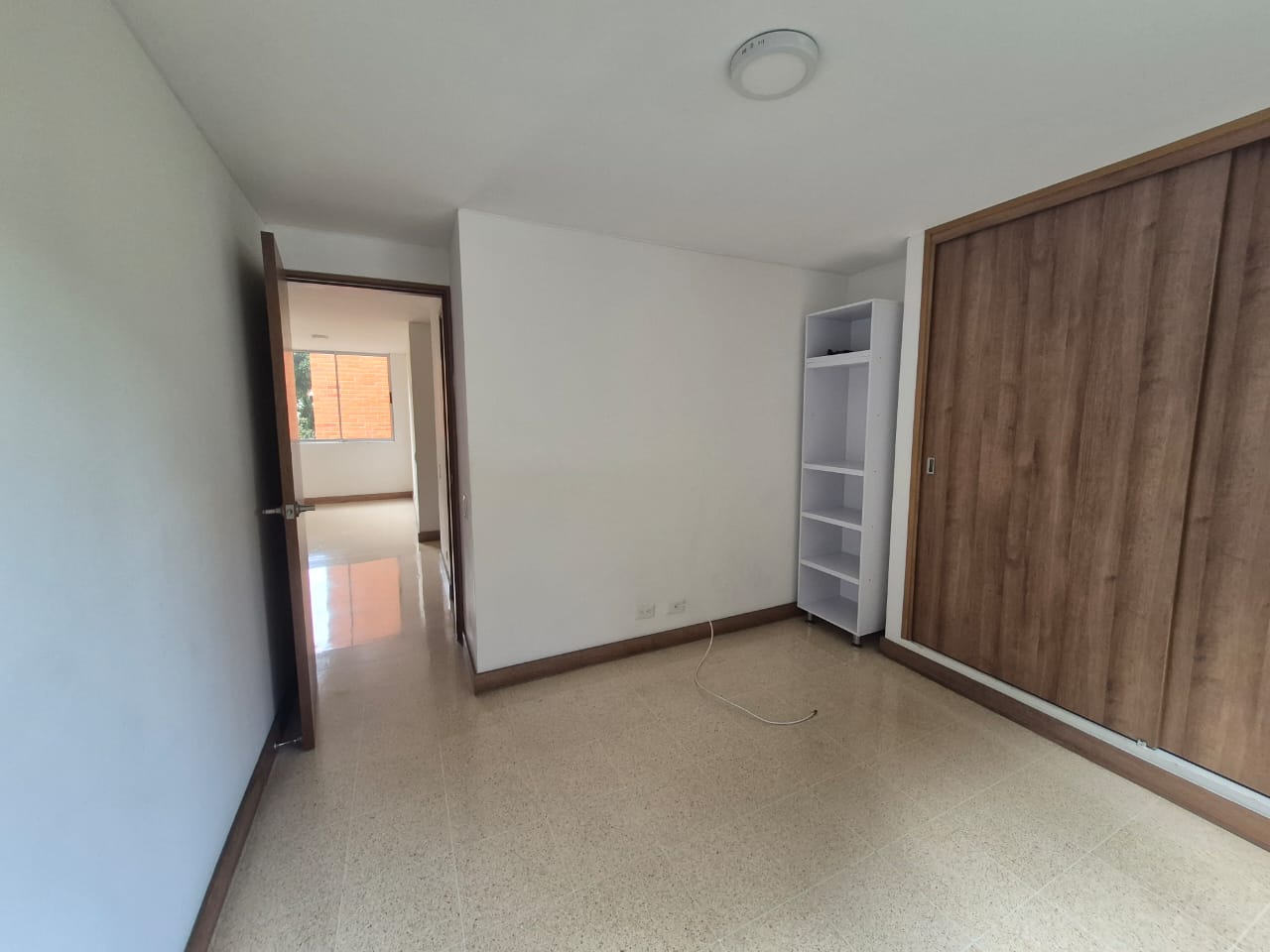 ARRIENDO APARTAMENTO, POBLADO FRONTERA