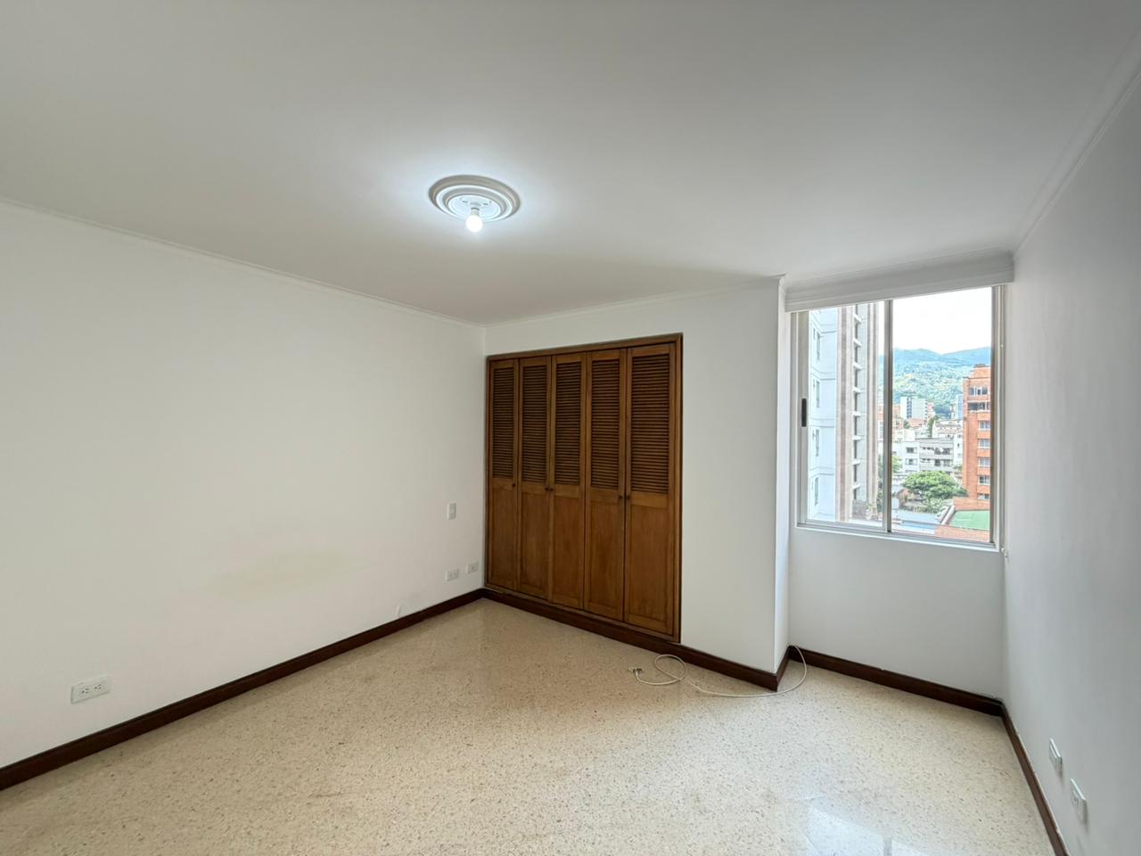 VENTA Y ARRIENDO APARTAMENTO - LAURELES