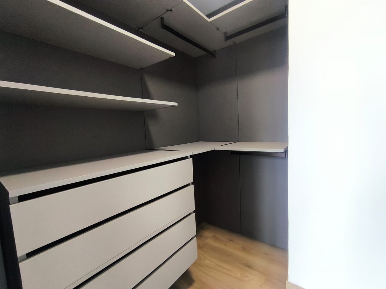 ARRIENDO APARTAMENTO , POBLADO PALMAS