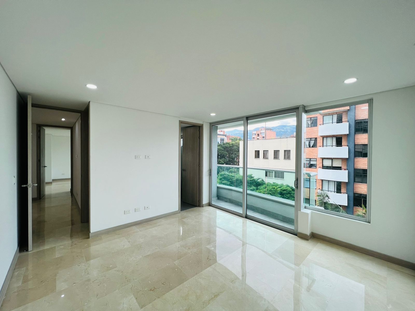 VENTA APARTAMENTO - LAURELES