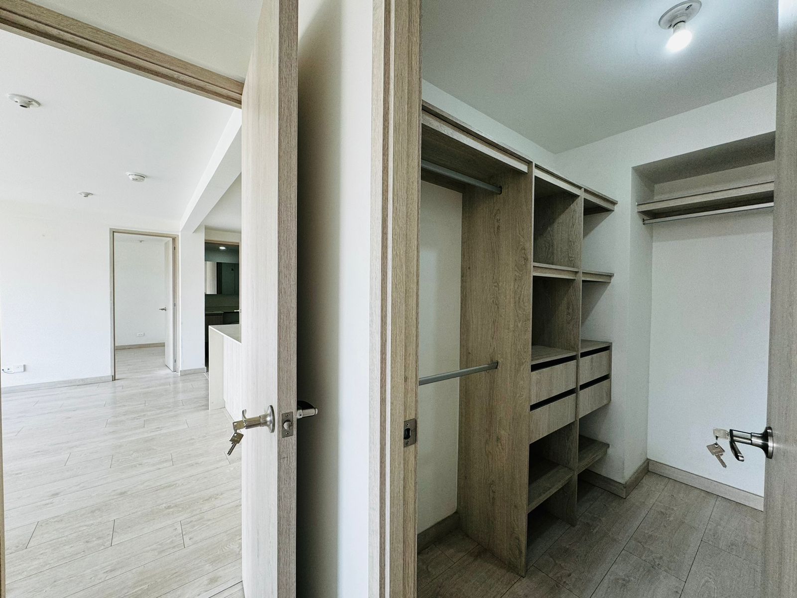 ARRIENDO APARTAMENTO - LOMA LOS BERNAL