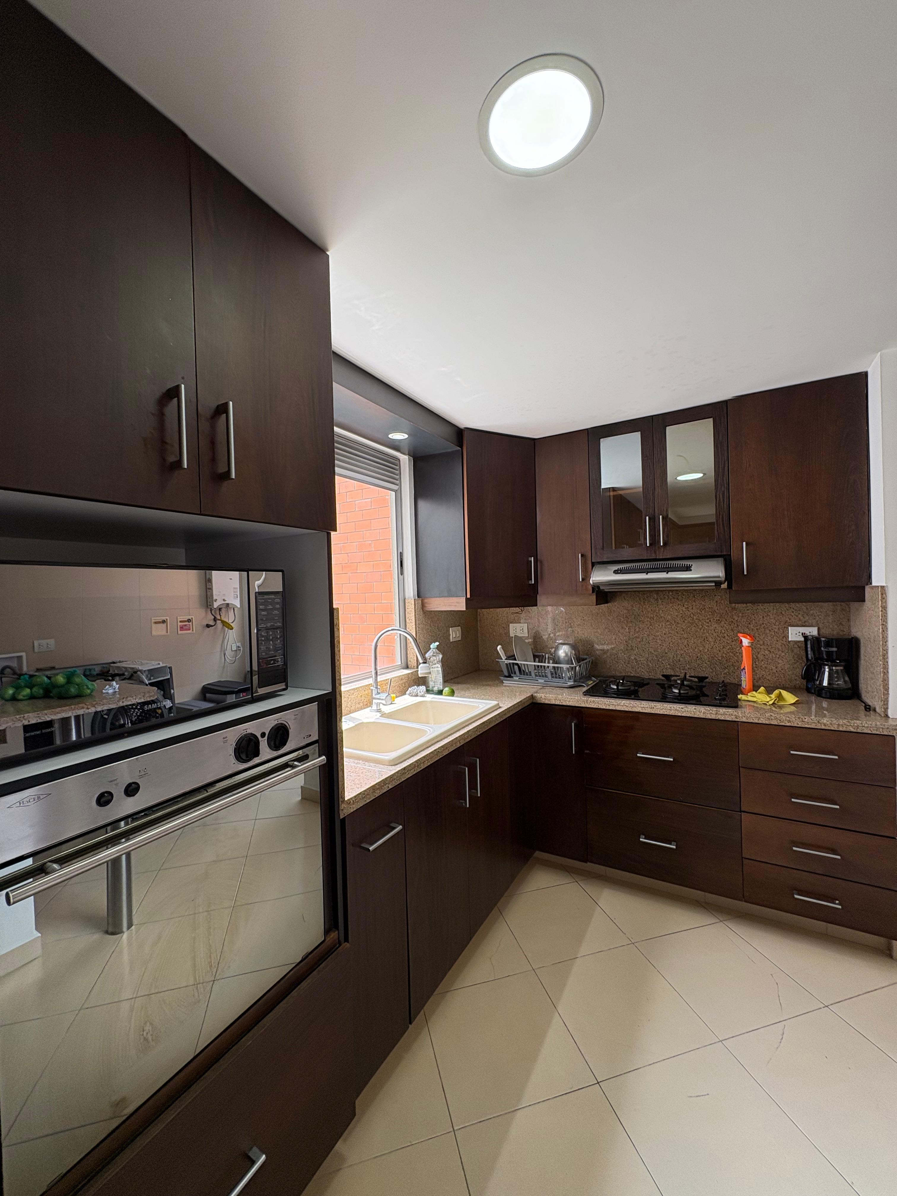 ARRIENDO APARTAMENTO, LAURELES