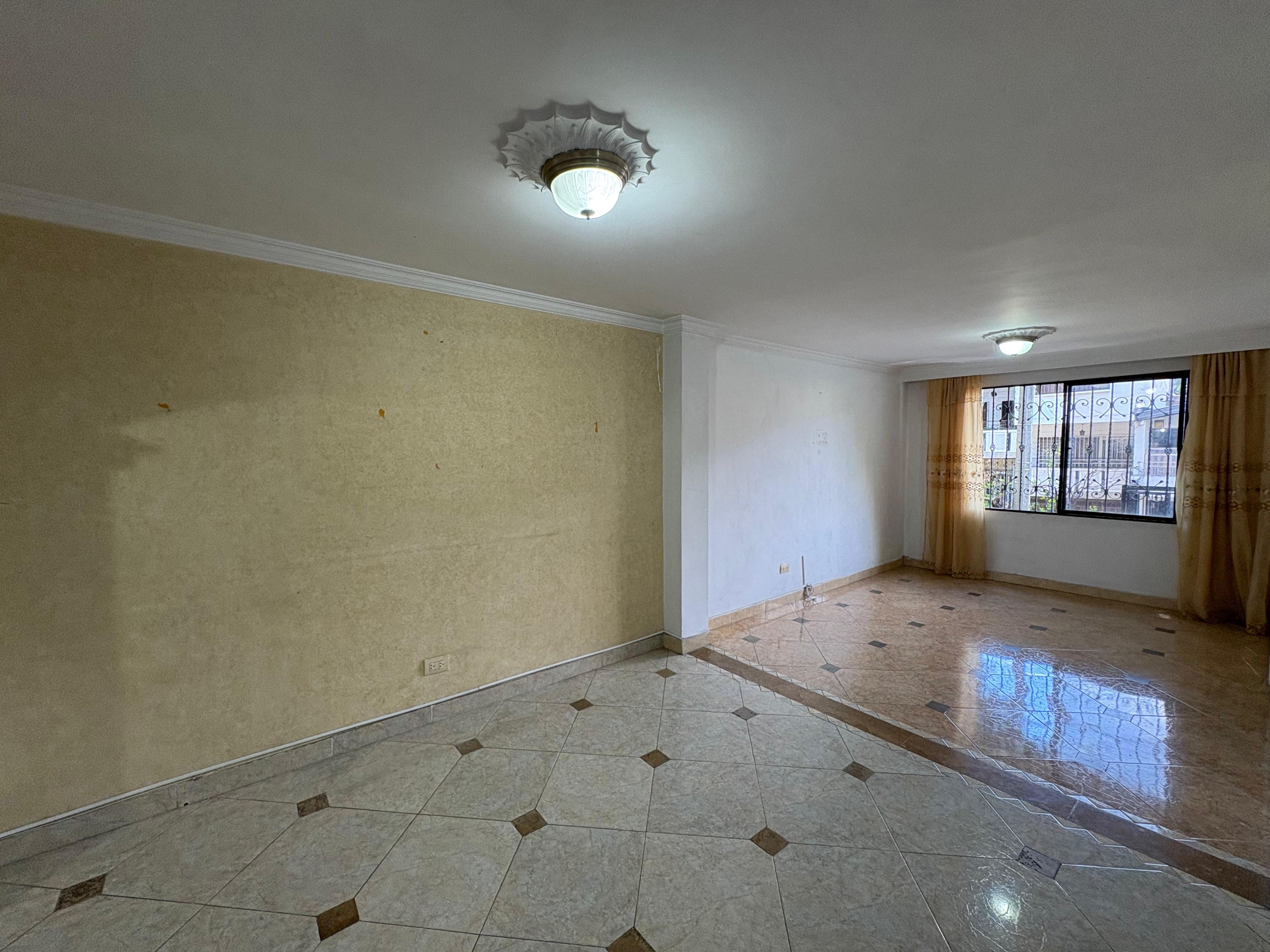 ARRIENDO CASA FLORESTA
