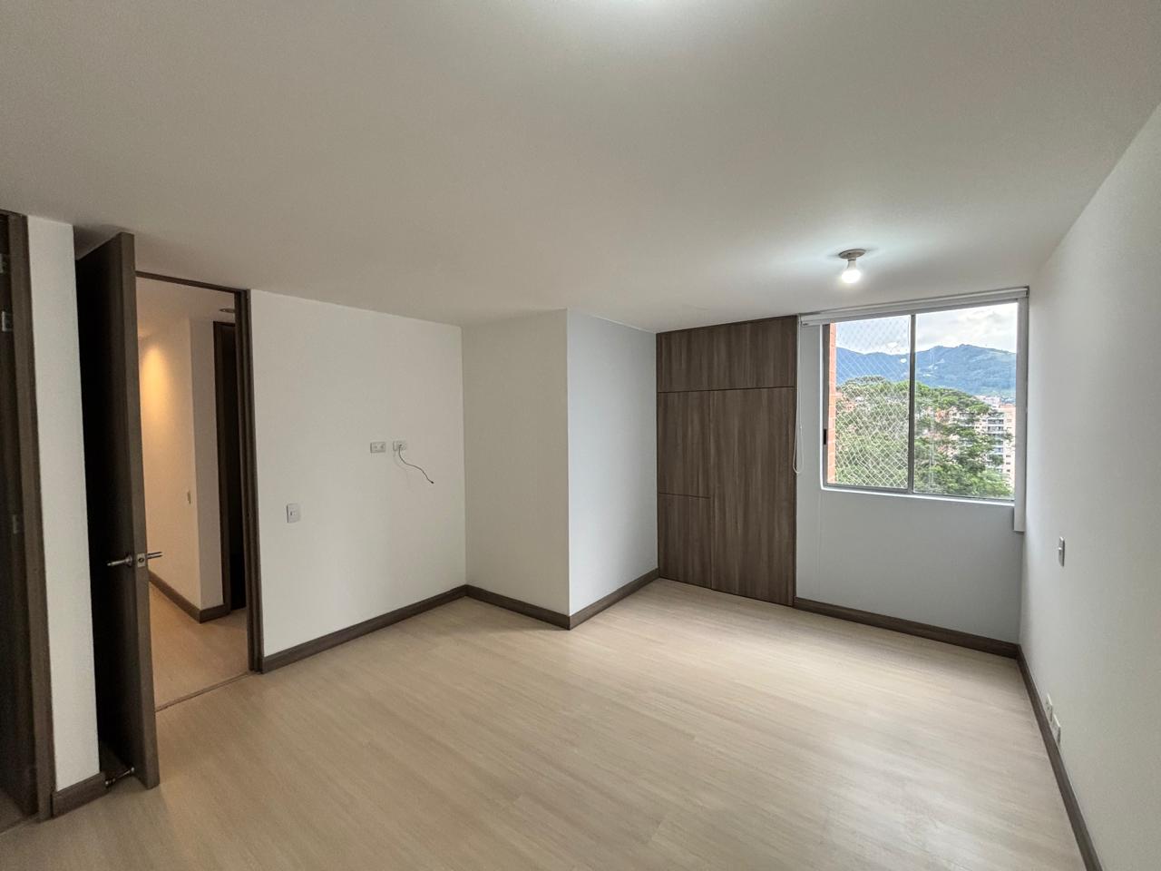 ARRIENDO APARTAMENTO - ENVIGADO LOMA DEL ESMERALDAL