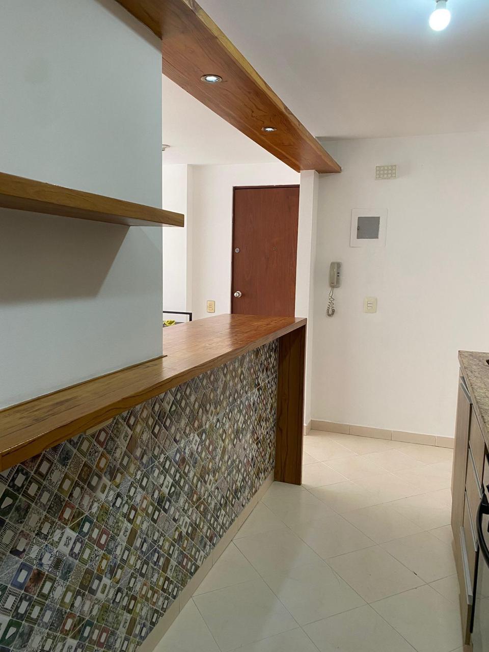 ARRIENDO APARTAMENTO - POBLADO PATIO BONITO