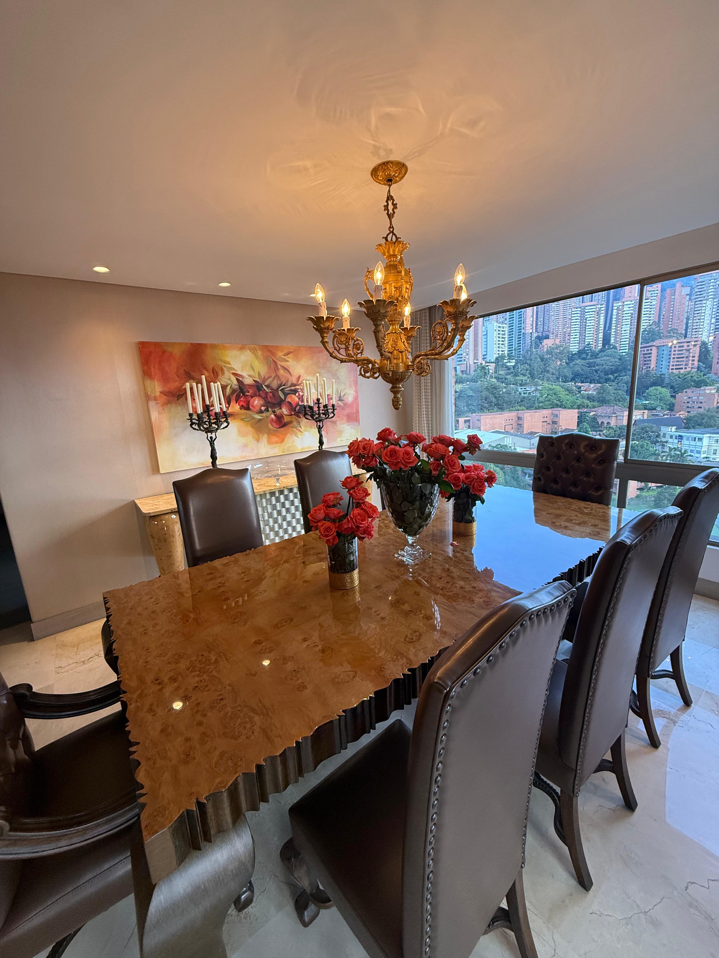 ARRIENDO PENTHOUSE AMOBLADO - POBLADO SECTOR EL TESORO