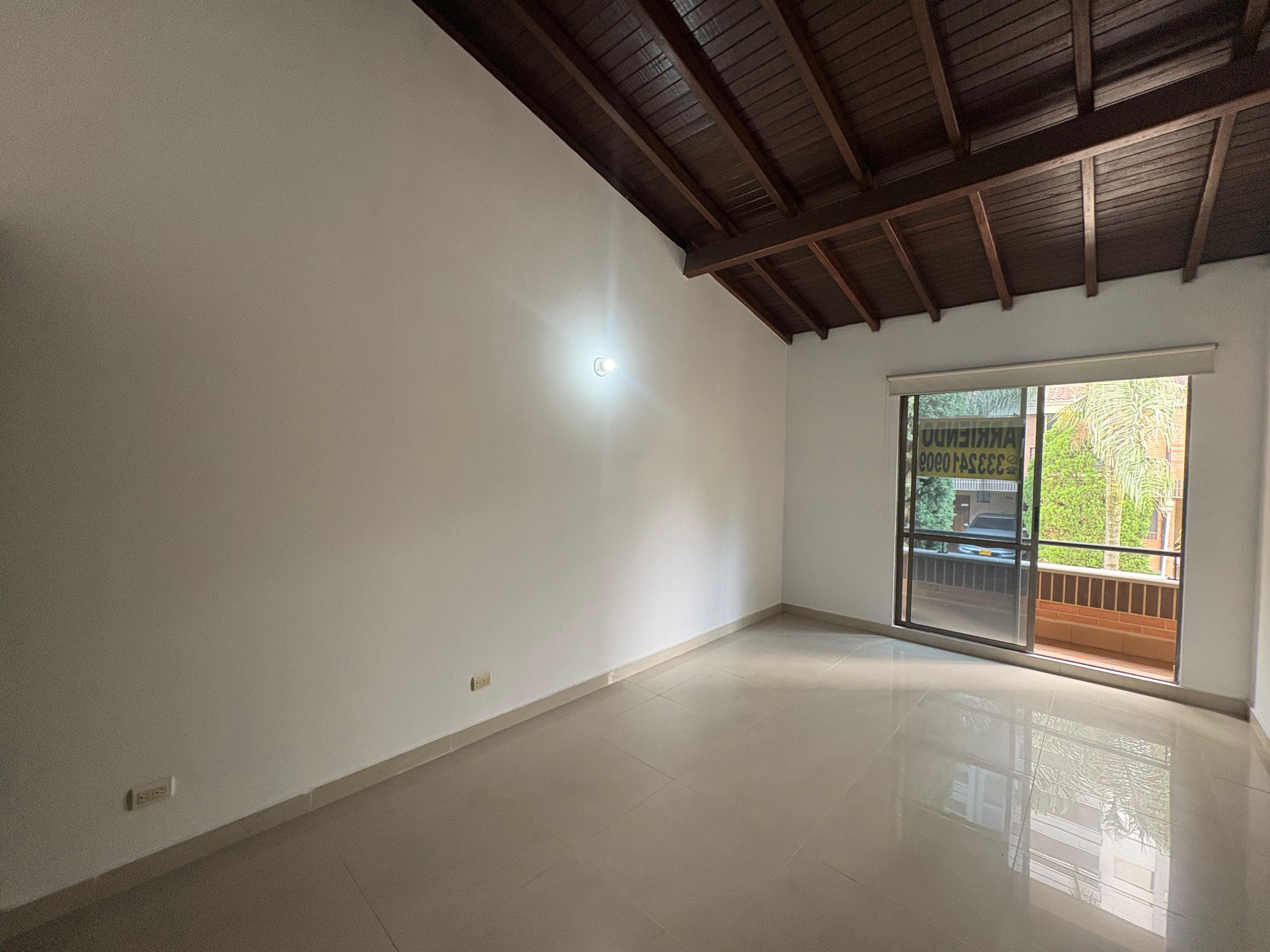 ARRIENDO CASA ENVIGADO BENEDICTINOS
