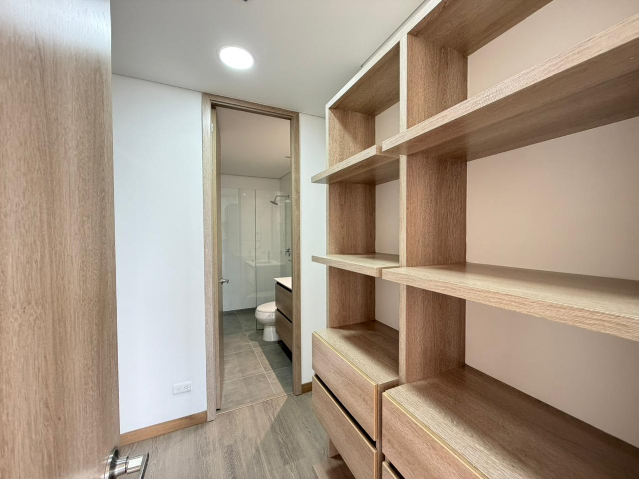 ARRIENDO APARTAESTUDIO - POBLADO SECTOR LINARES