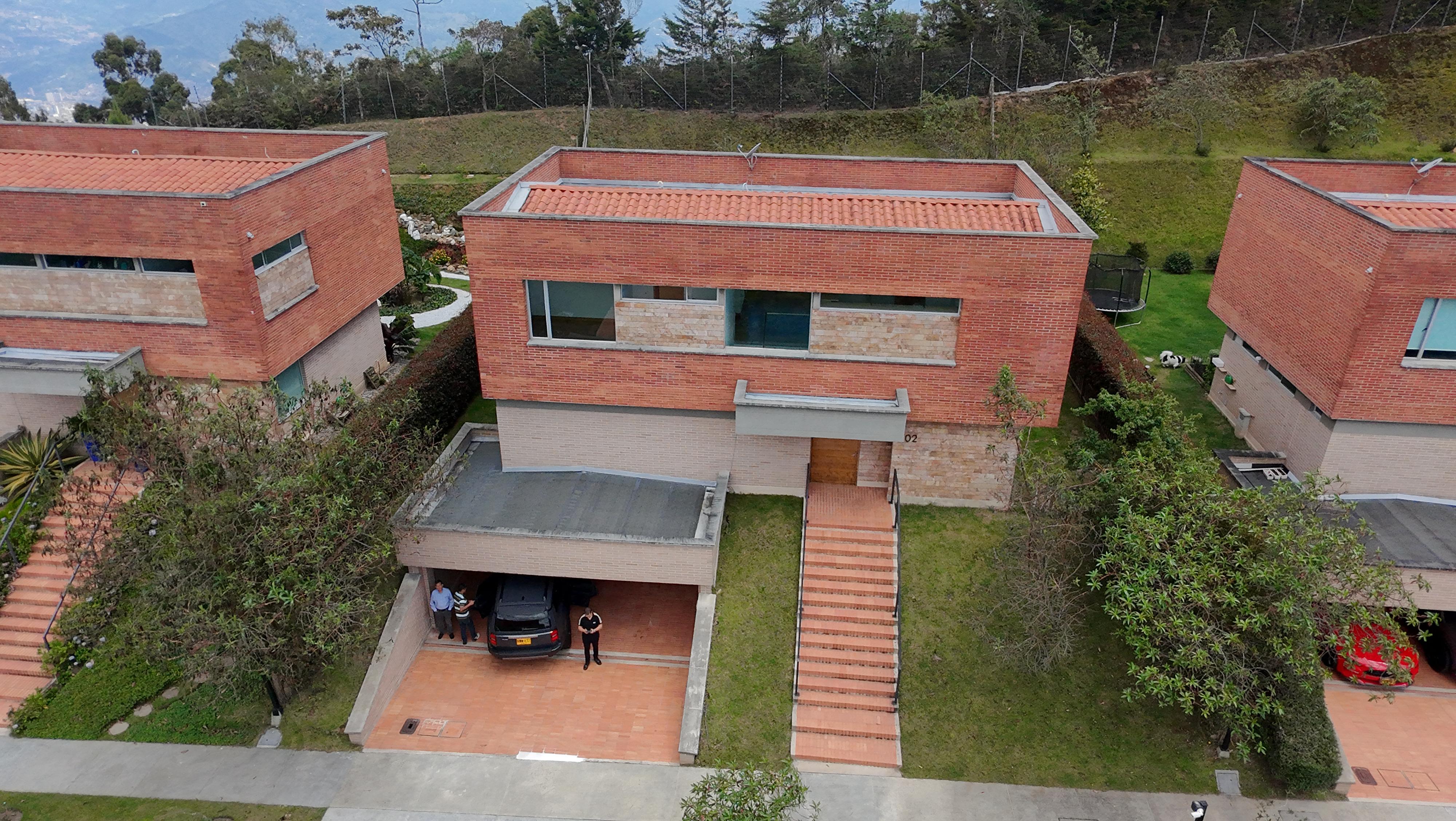 ARRIENDO CASA - ALTO DE LAS PALMAS