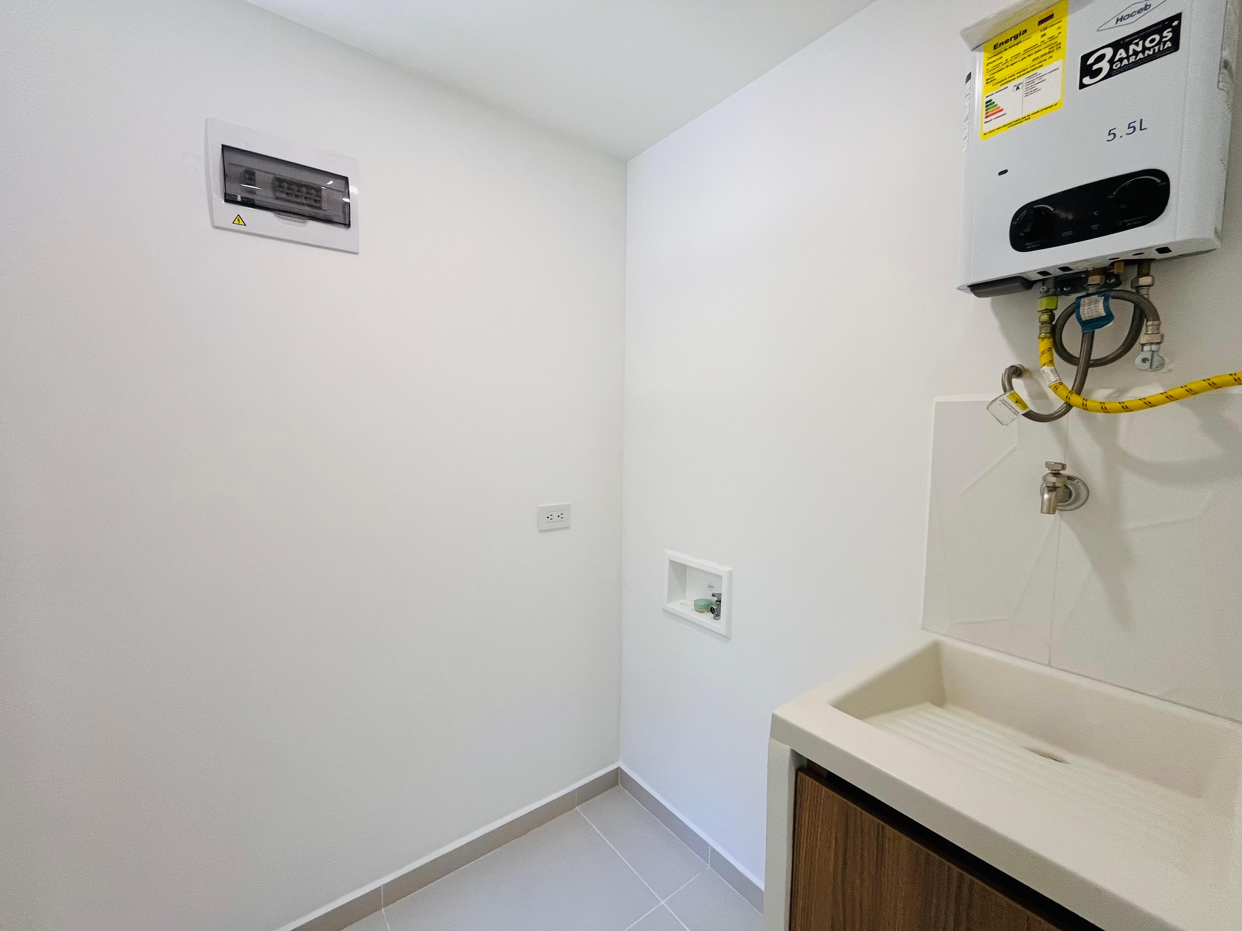 ARRIENDO APARTAMENTO PARA ESTRENAR - SABANETA LA DOCTORA