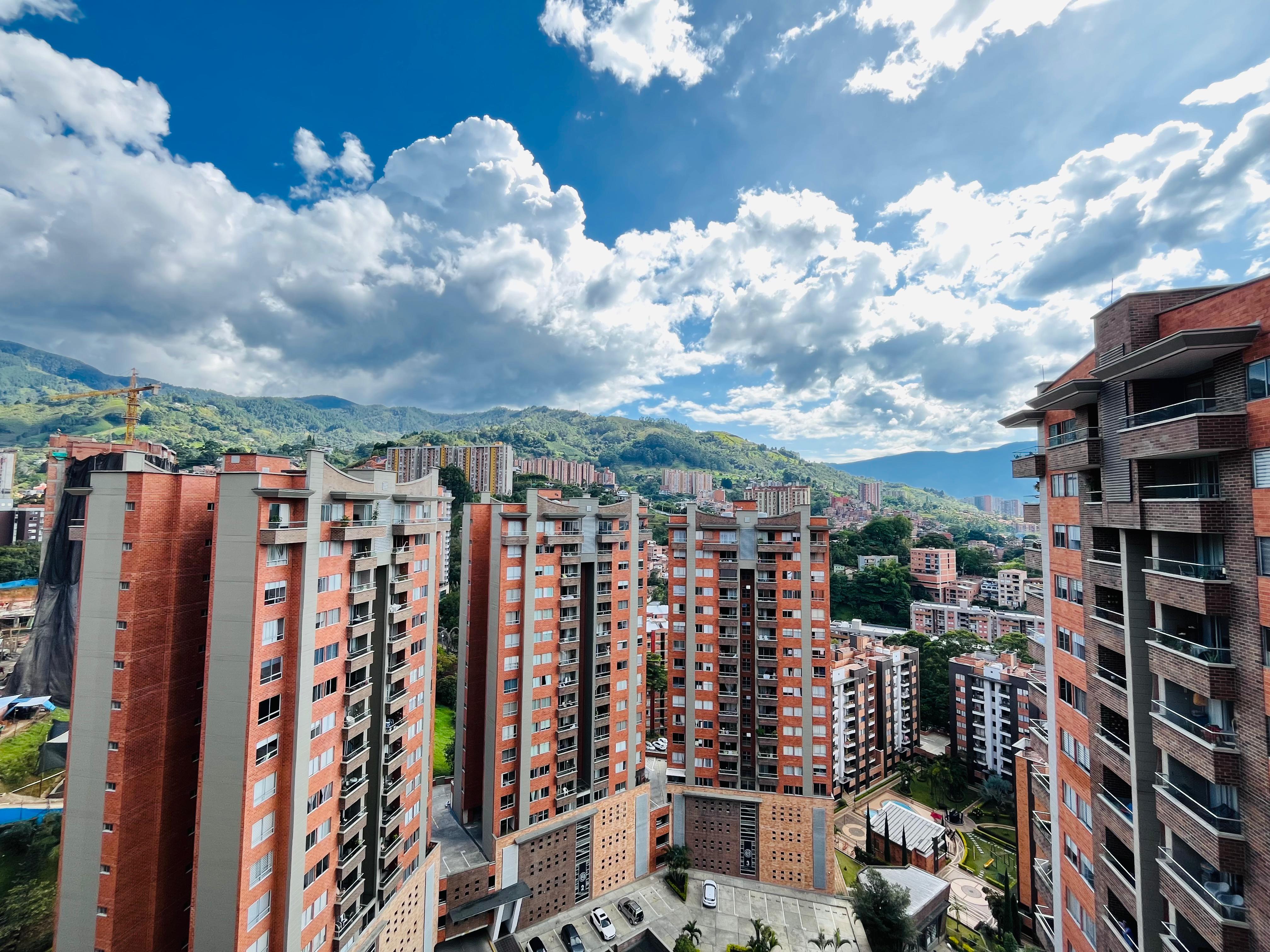 ARRIENDO APARTAMENTO - ENVIGADO CAMINO VERDE