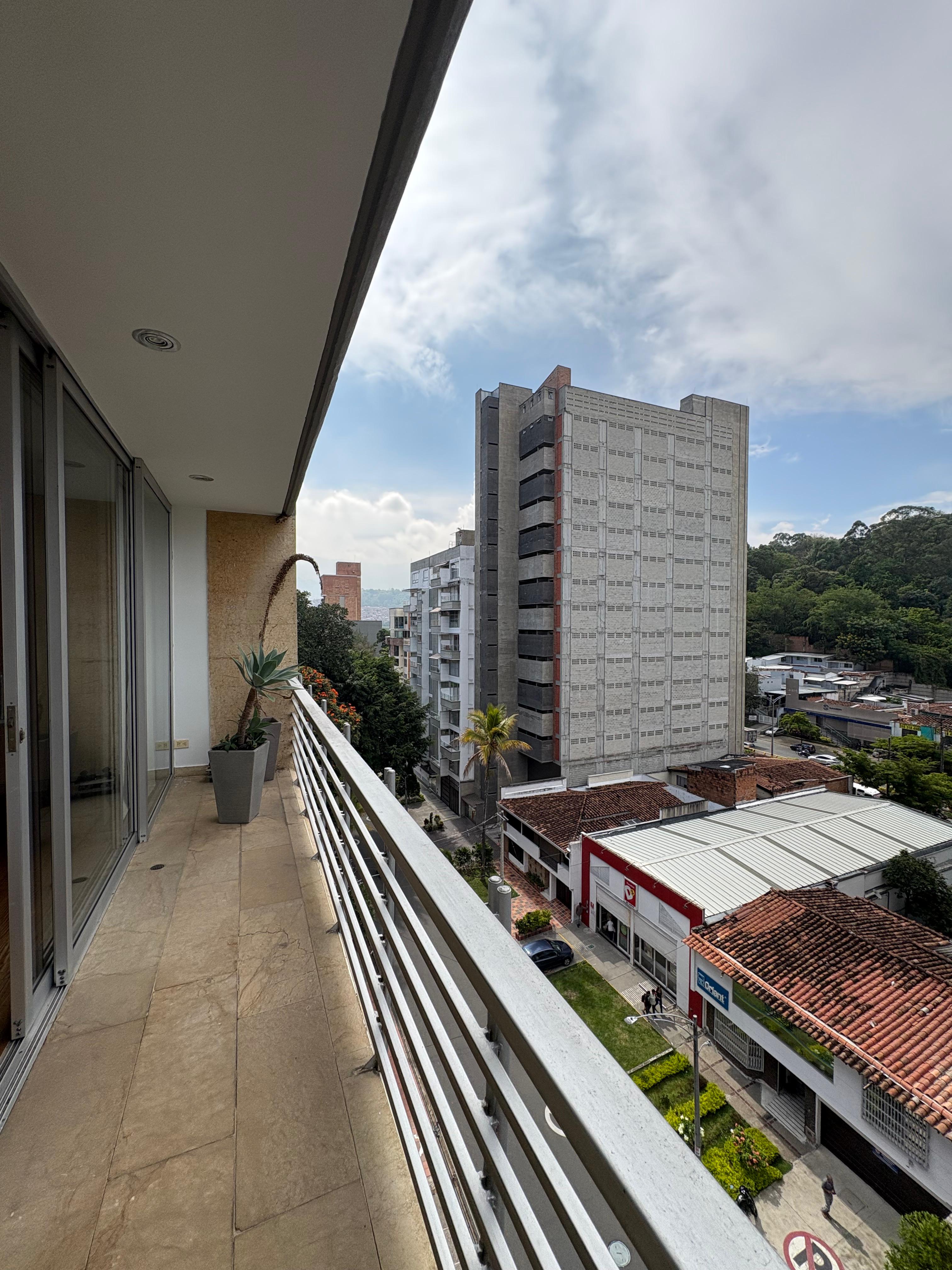 ARRIENDO APARTAMENTO, CONQUISTADORES