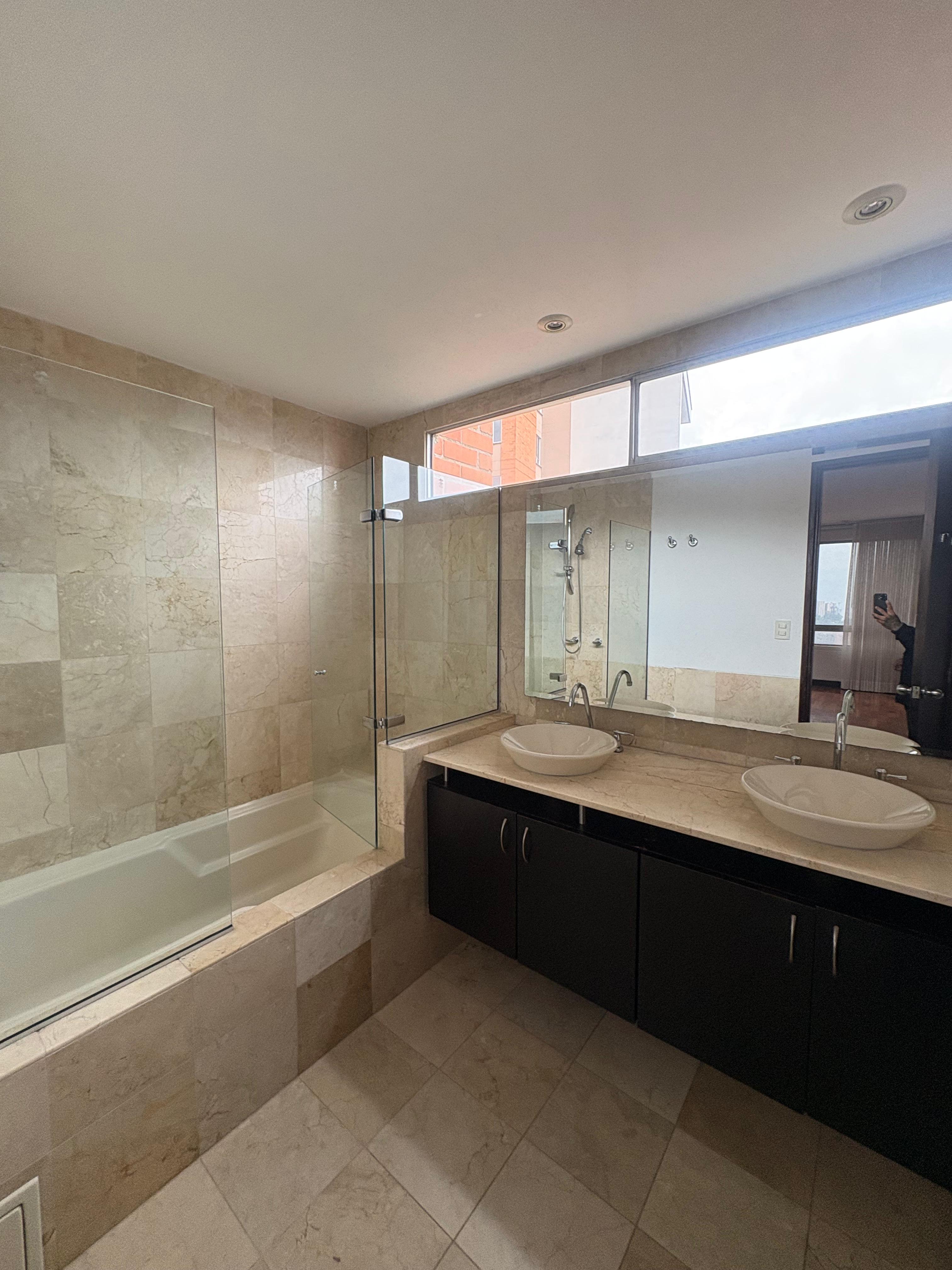 ARRIENDO APARTAMENTO, POBLADO CALERA