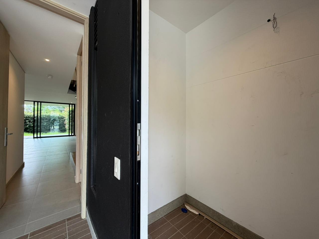 ARRIENDO CASA - ENVIGADO SECTOR INTERMEDIA