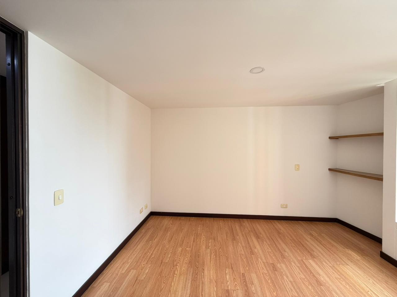 ARRIENDO APARTAMENTO - SANTA MARIA DE LOS ANGELES