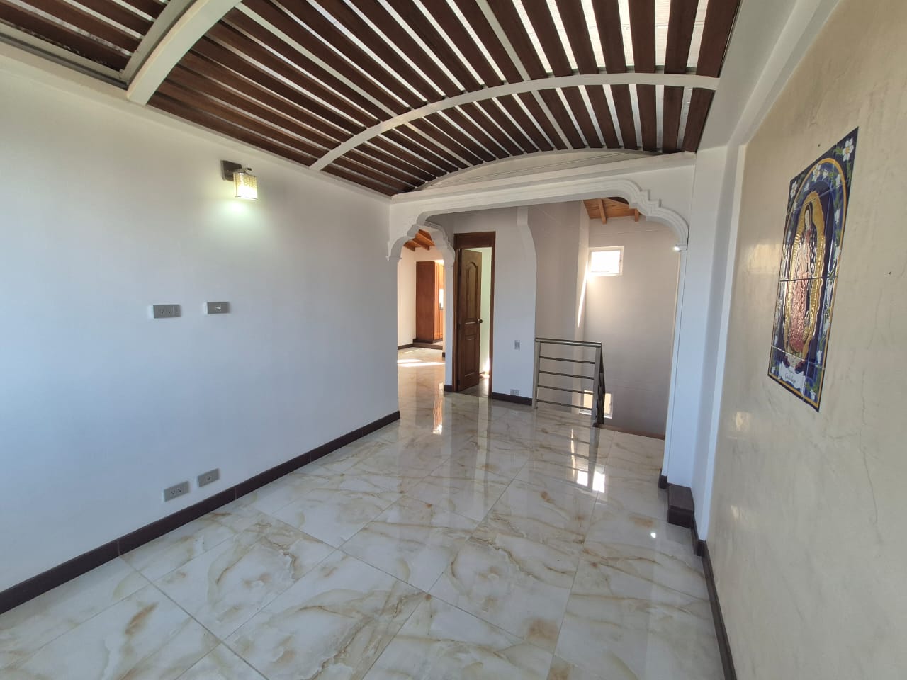 ARRIENDO APARTAMENTO DUPLEX POBLADO PALMAS
