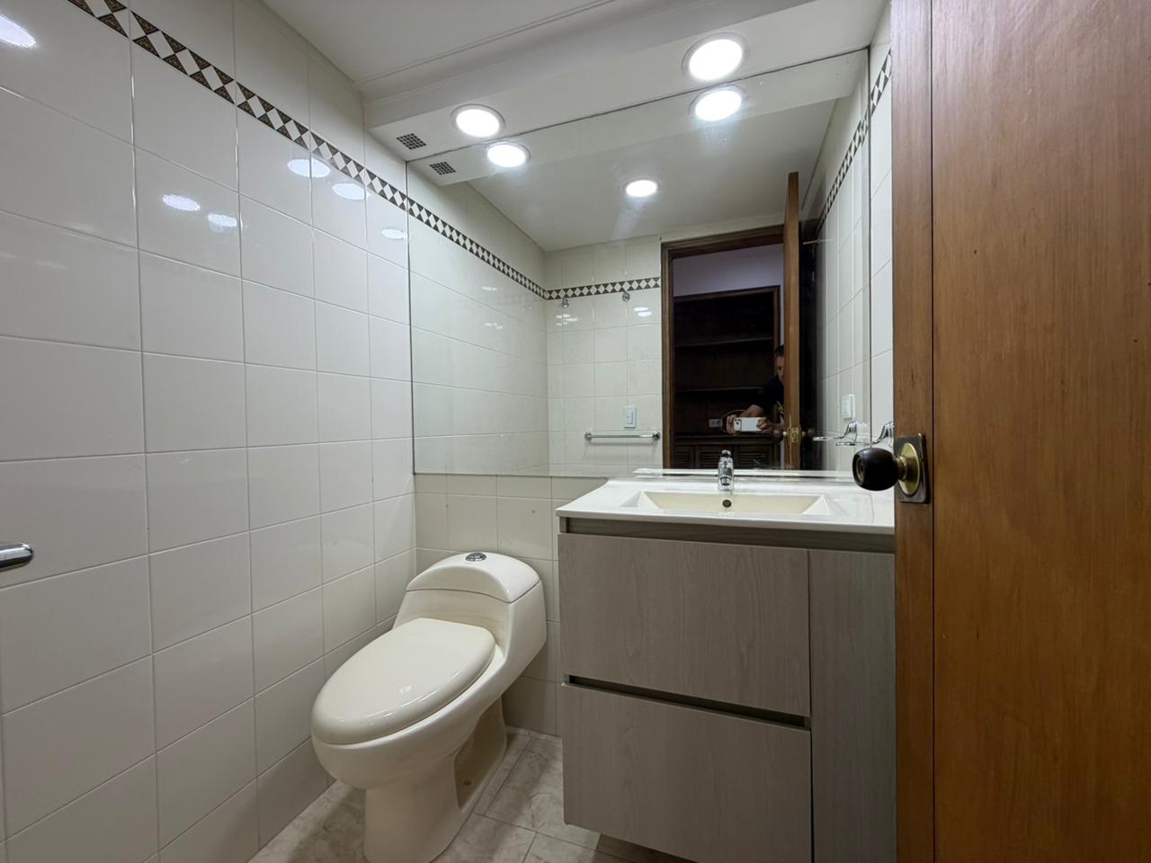 VENTA Y ARRIENDO APARTAMENTO - LAURELES