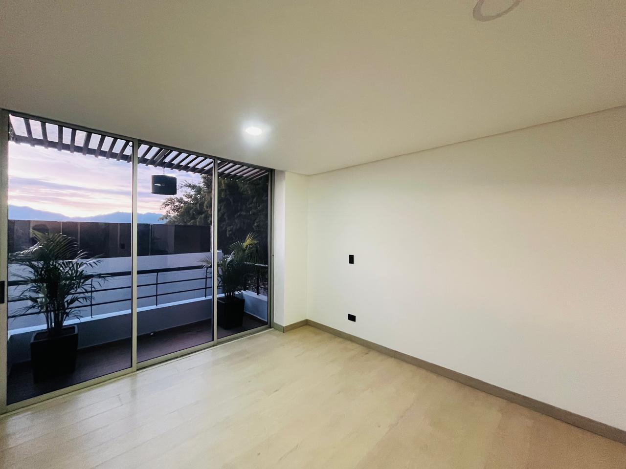 ARRIENDO CASA, ENVIGADO INTERMEDIA