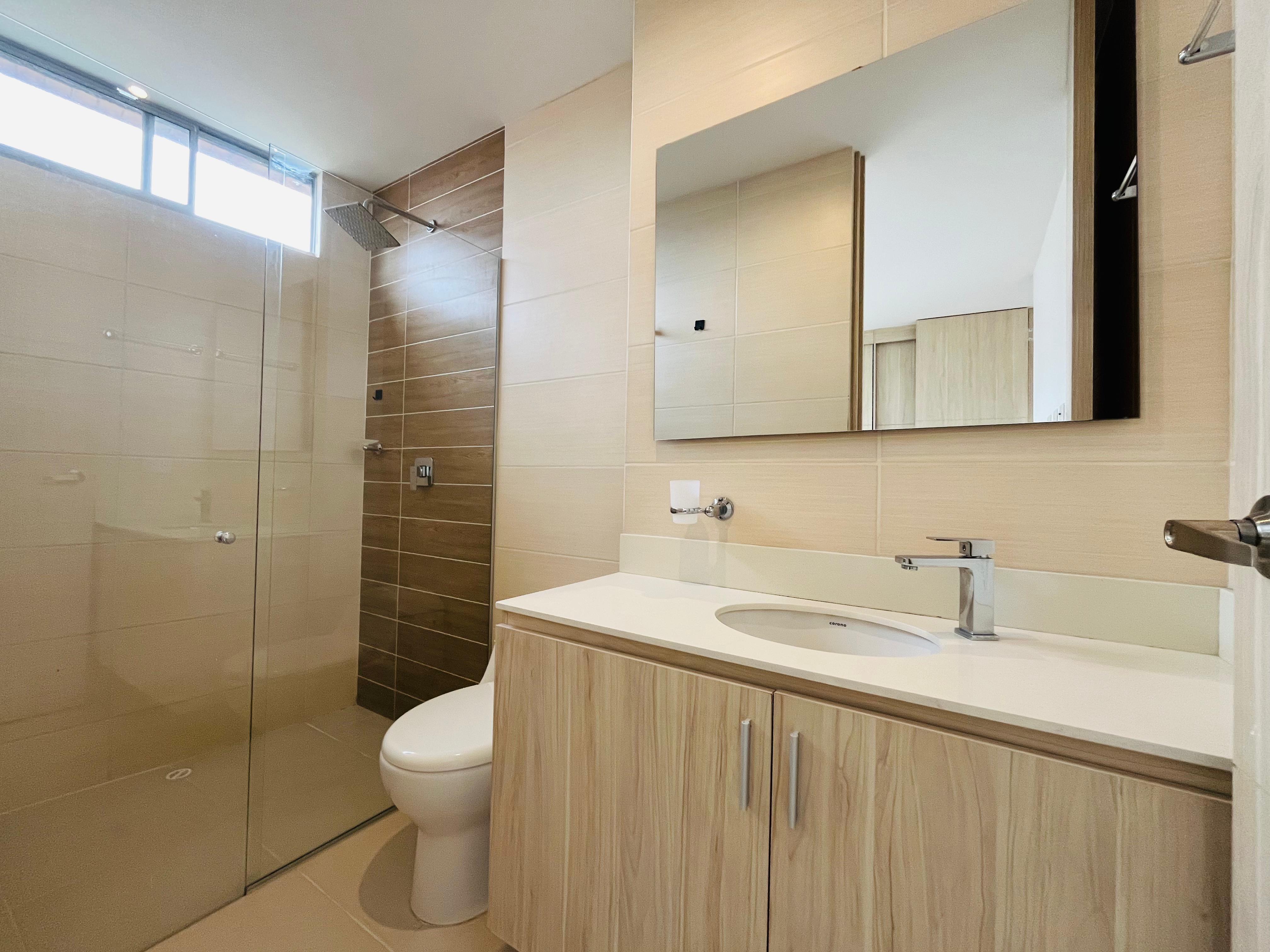 ARRIENDO APARTAMENTO - POBLADO LOS GONZALEZ