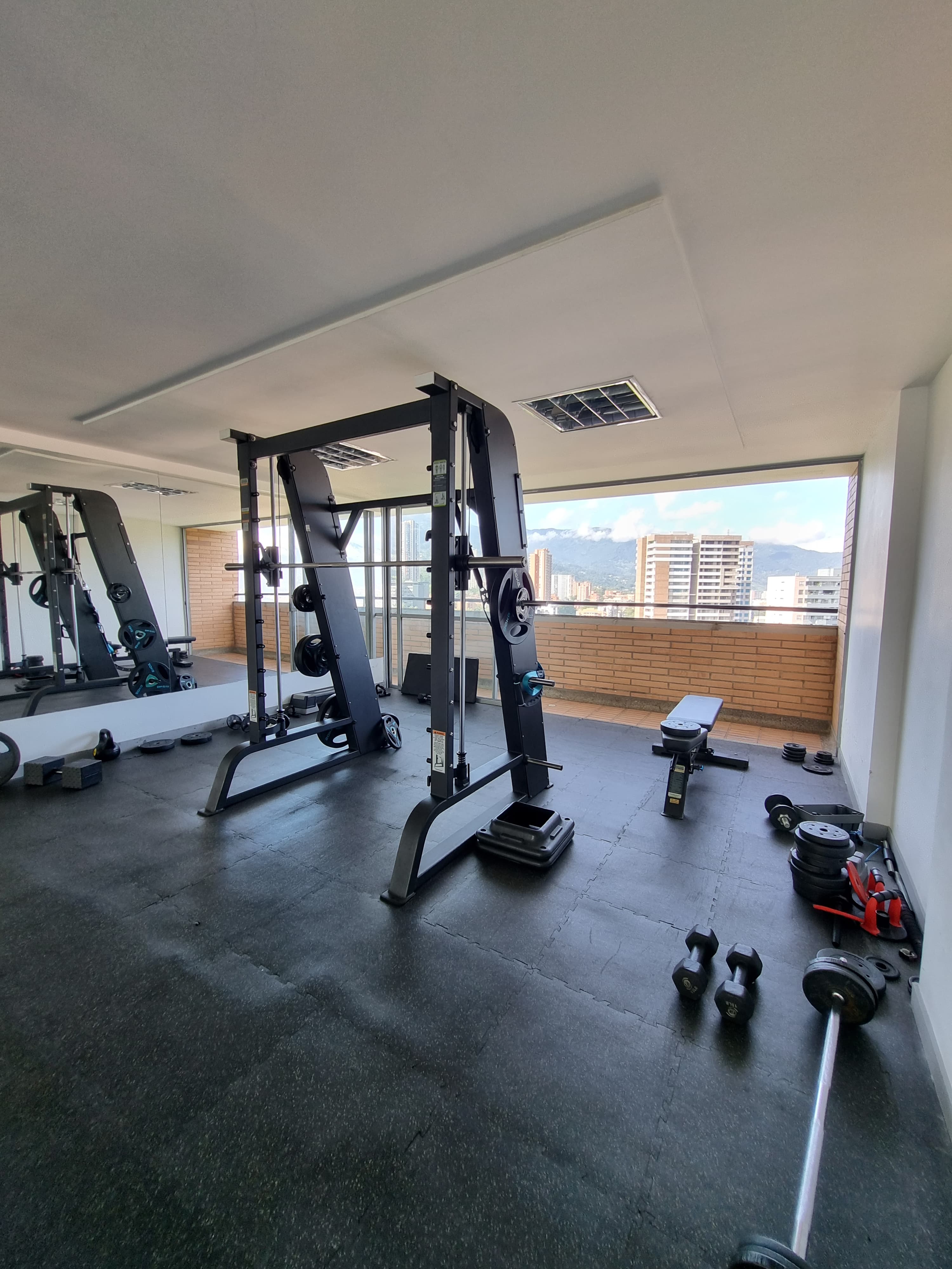 ARRIENDO APARTAMENTO - POBLADO LOS GONZALEZ
