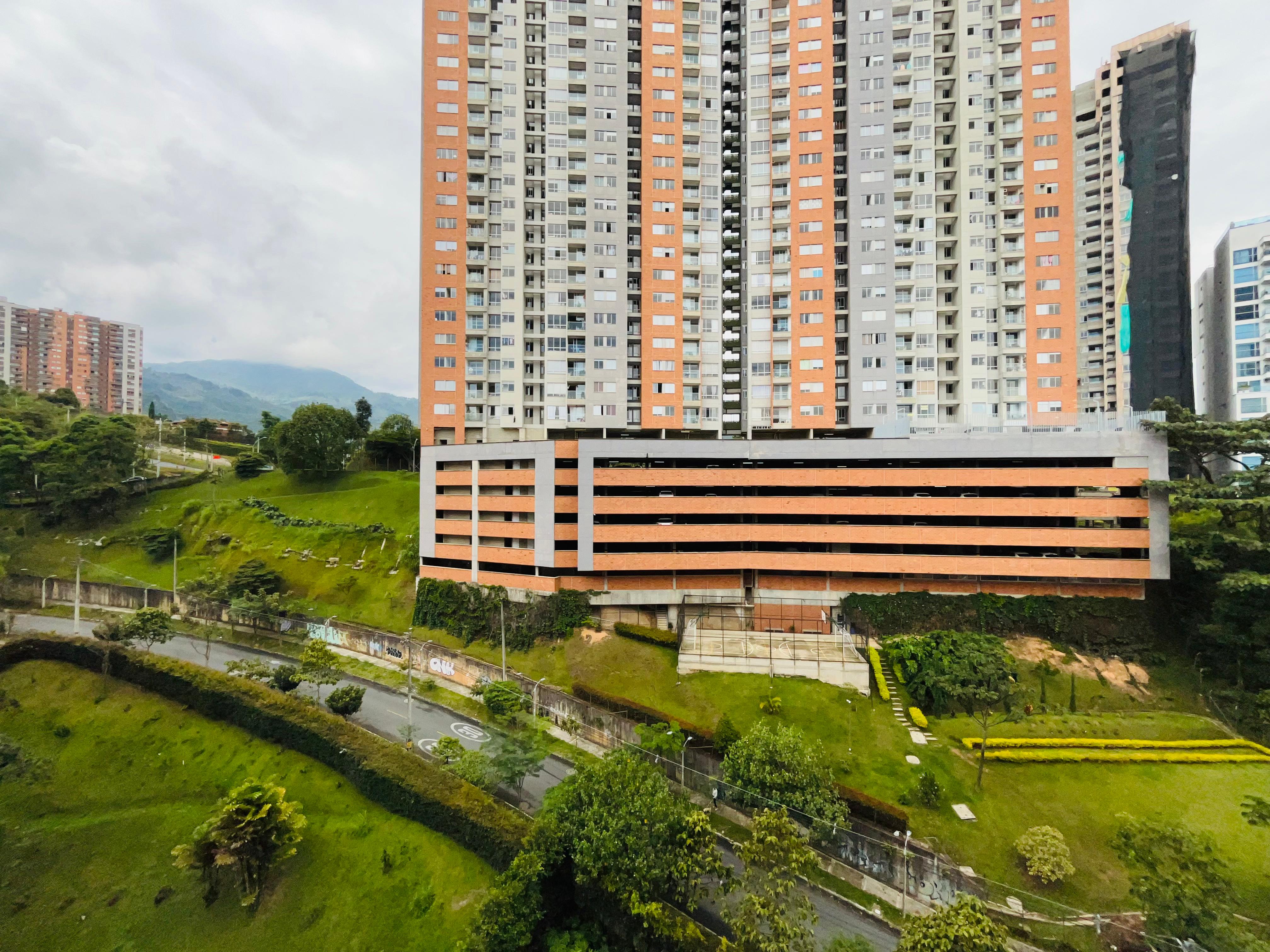 VENDO APARTAMENTO - SABANETA AVES MARIAS