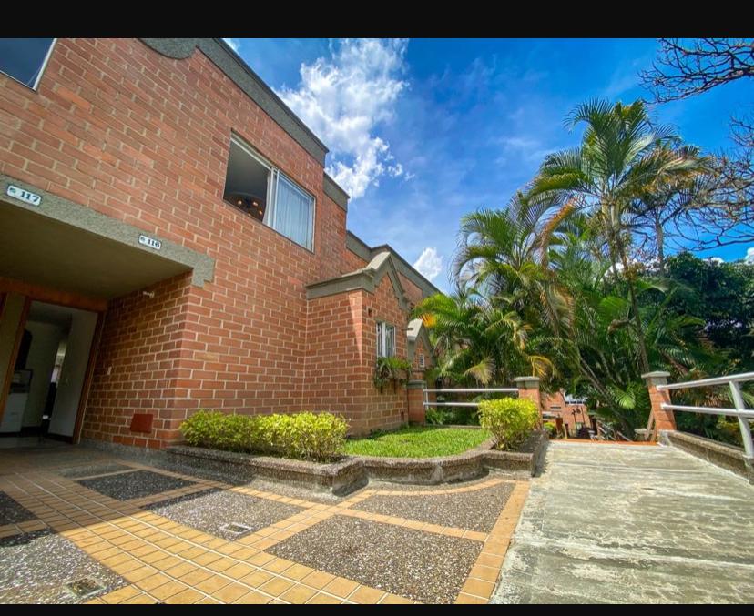 VENTA CASA - POBLADO SECTOR LA FRONTERA