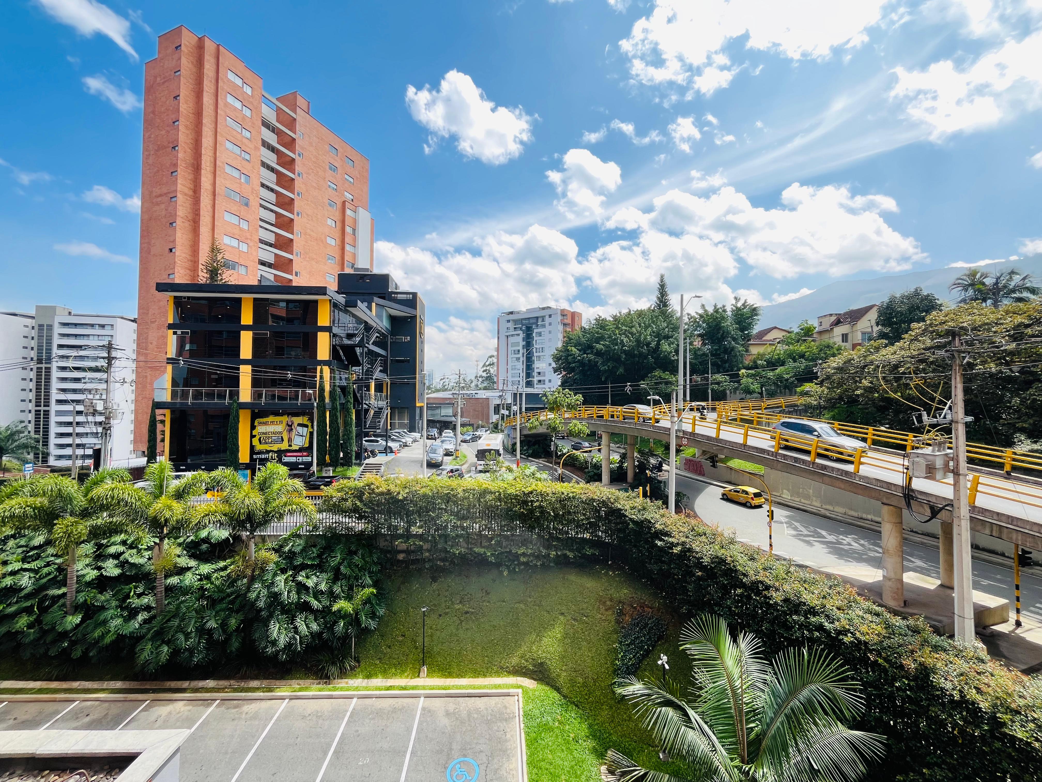 ARRIENDO APARTAMENTO - ENVIGADO LOMA DEL ESMERALDAL