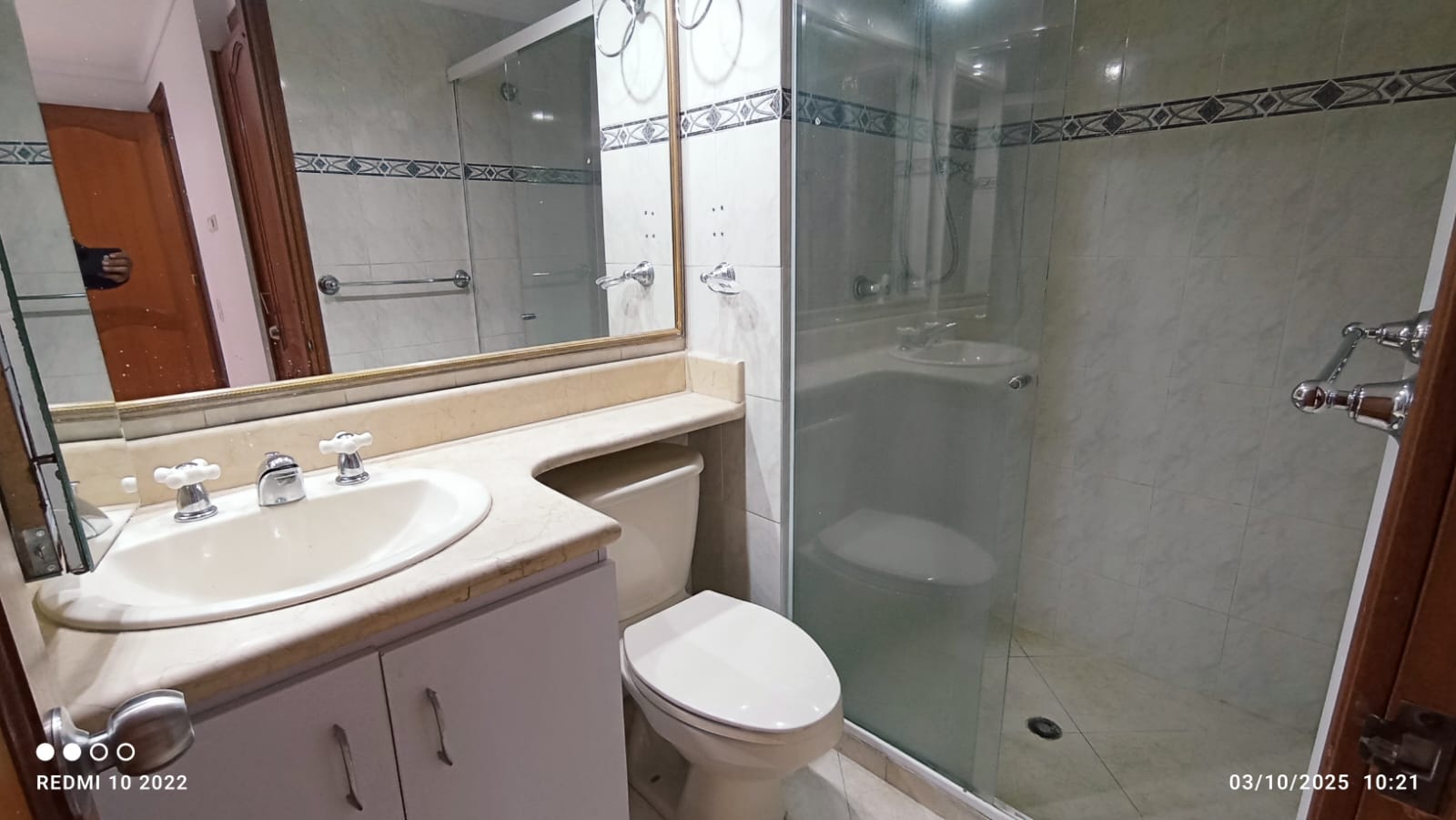 ARRIENDO APARTAMENTO - LAURELES