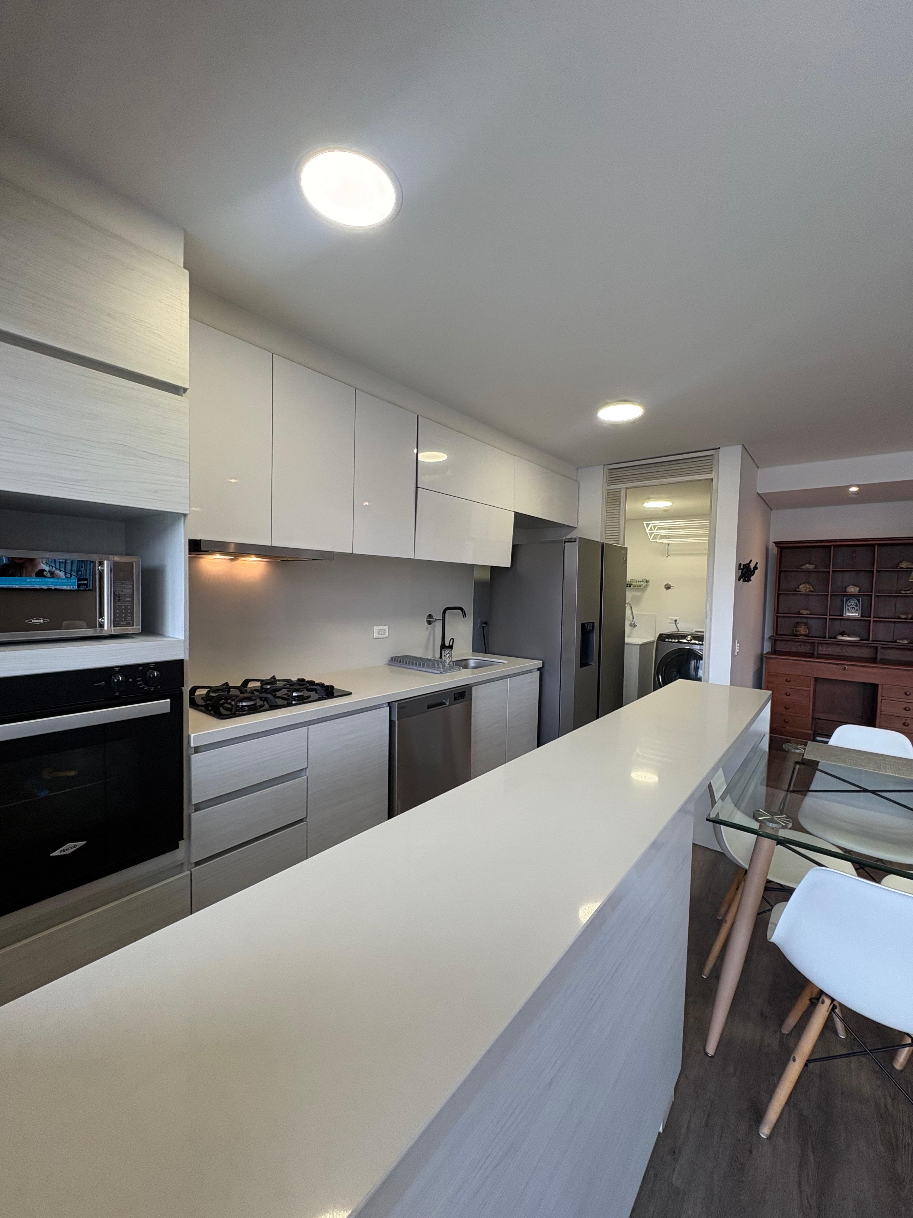 ARRIENDO APARTAMENTO, POBLADO LALINDE