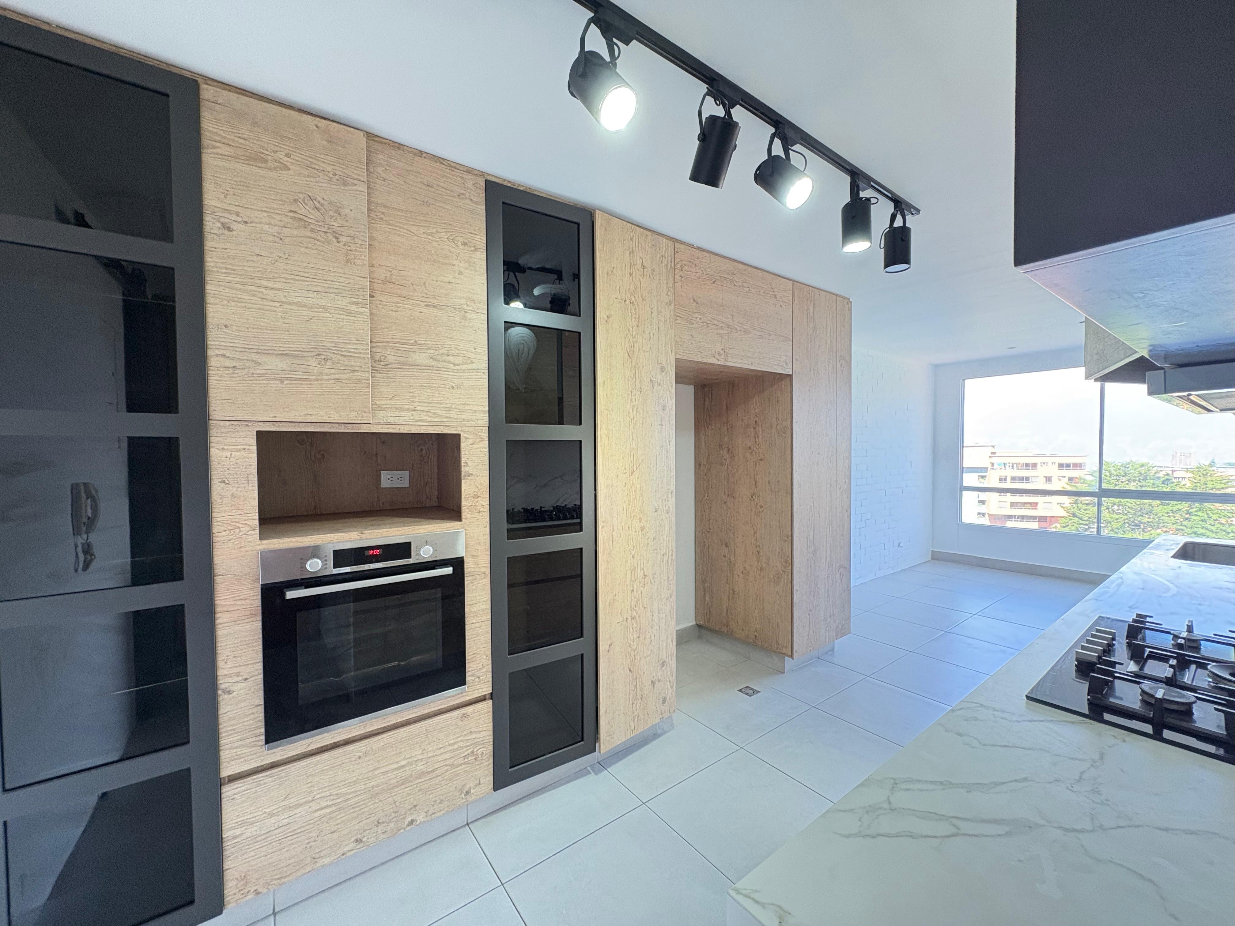 ARRIENDO APARTAMENTO, POBLADO CALERA