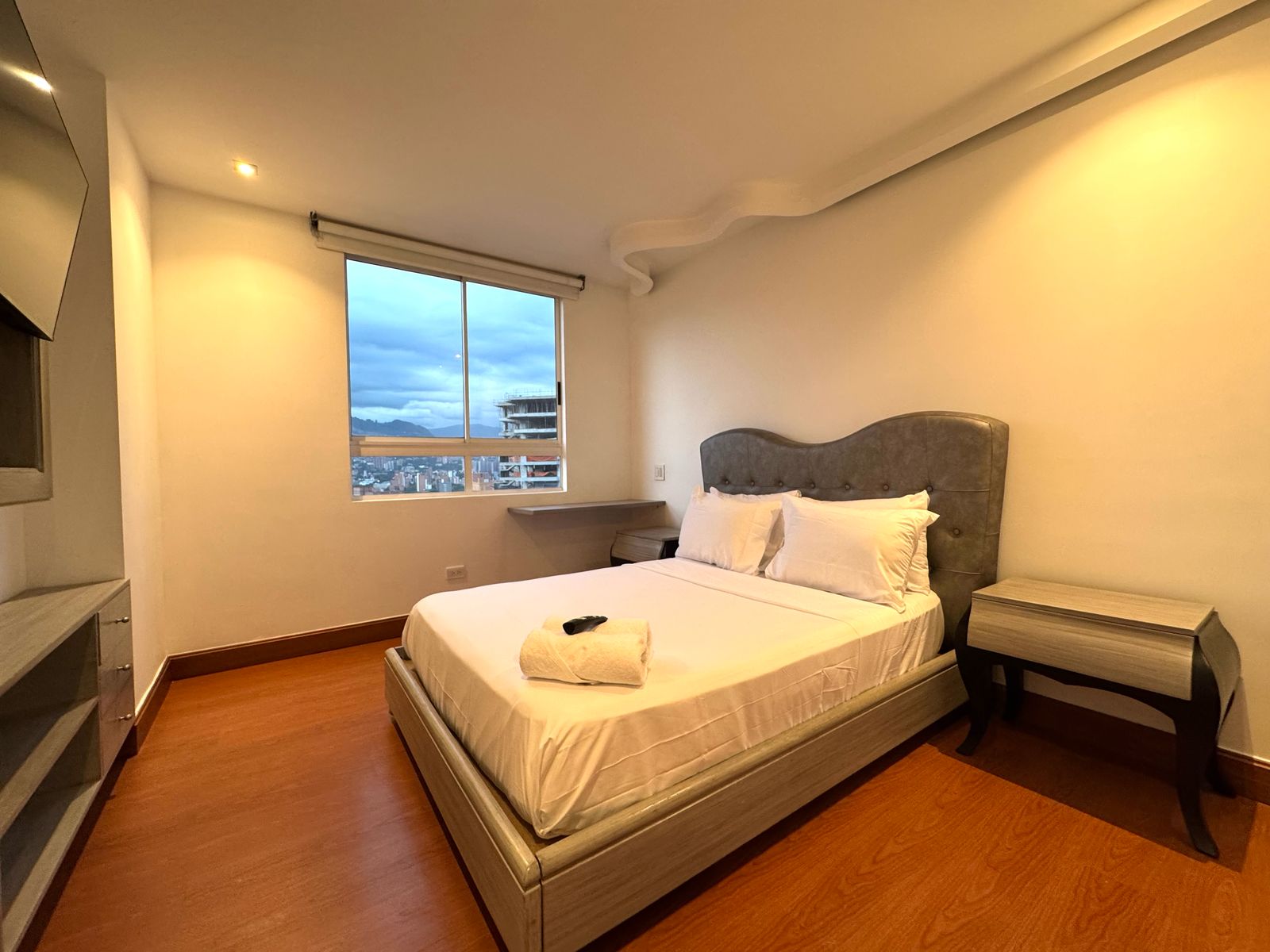 ARRIENDO PENTHOUSE, LAURELES