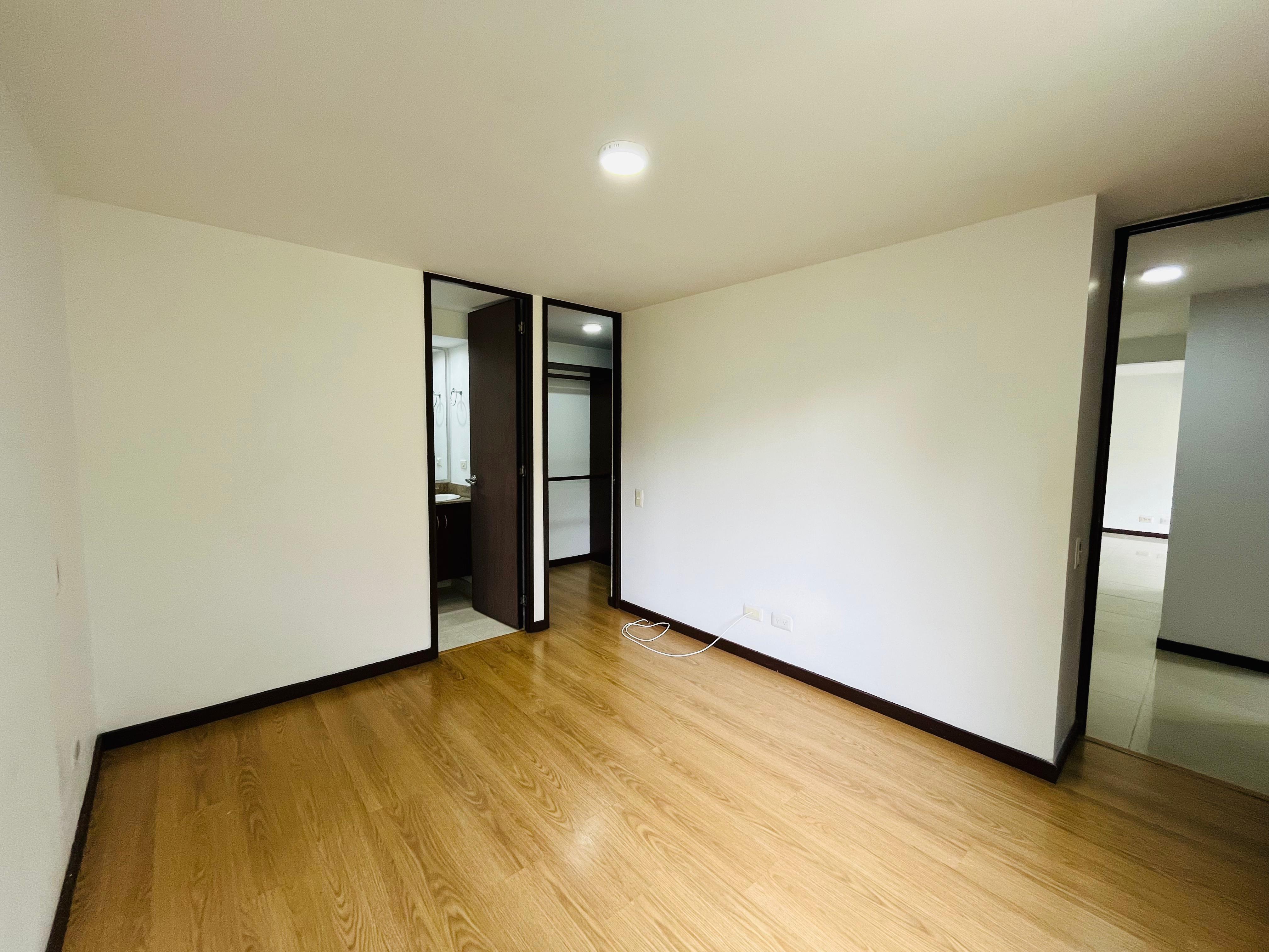 ARRIENDO APARTAMENTO - ENVIGADO CUMBRES