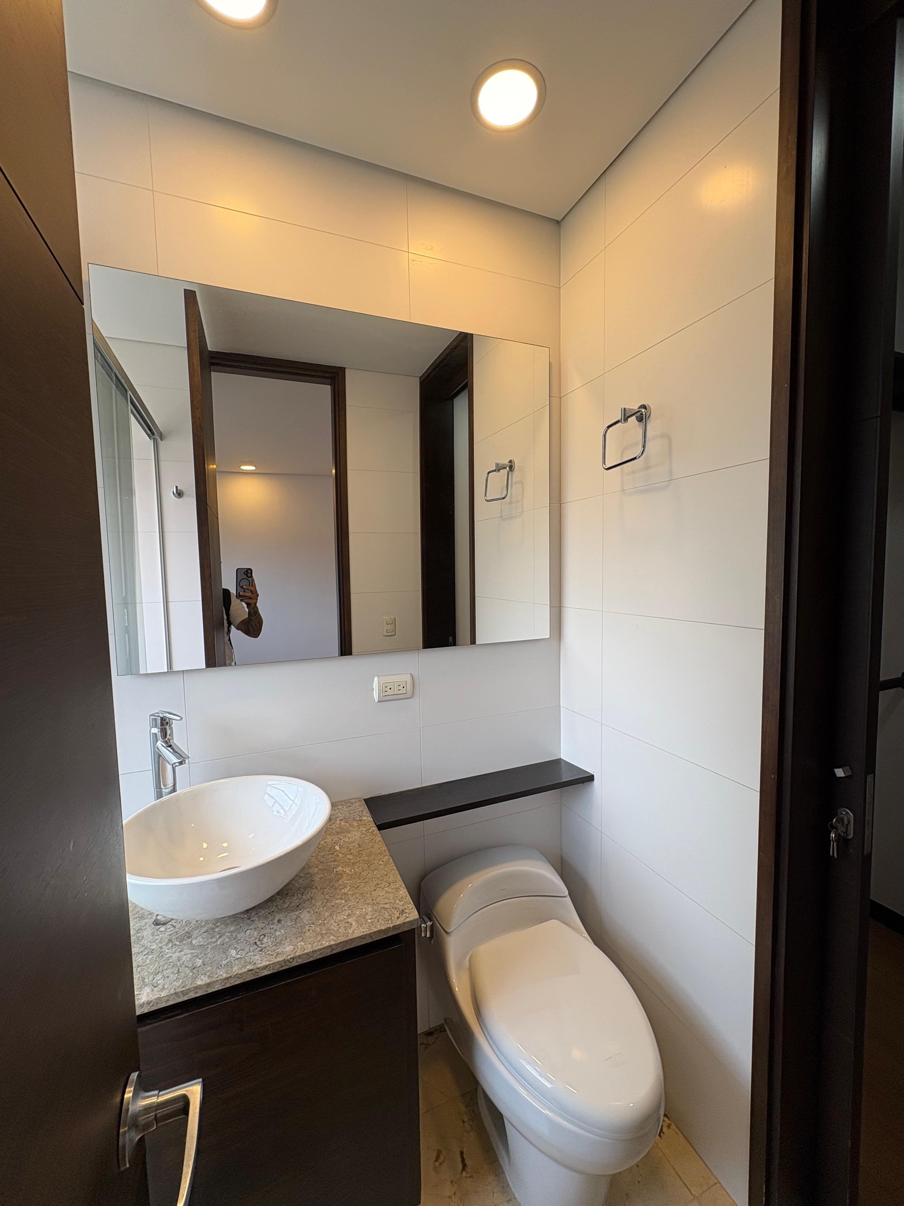 ARRIENDO APARTAMENTO, POBLADO SAN LUCAS