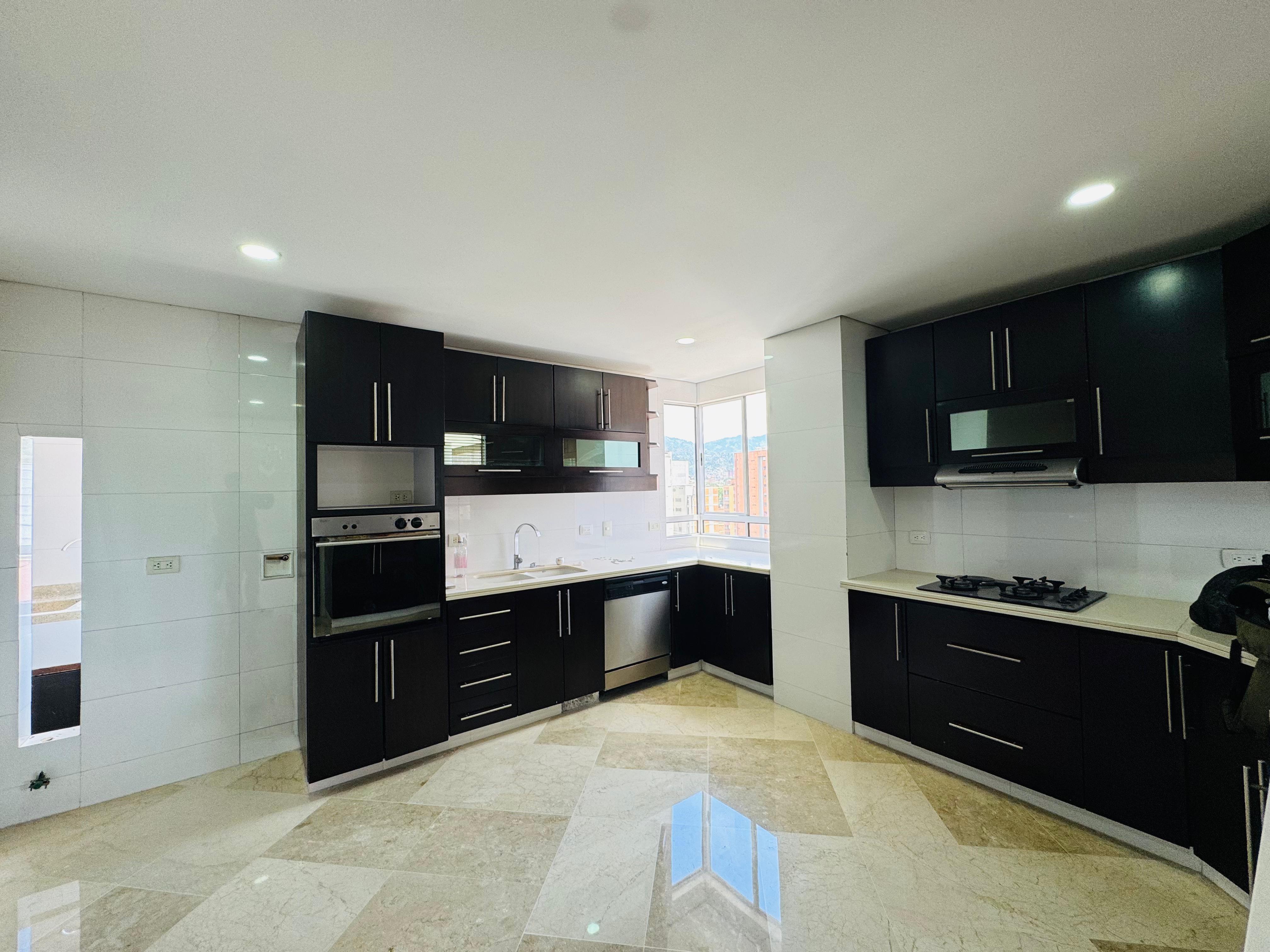 ARRIENDO PENTHOUSE DÚPLEX - LAURELES