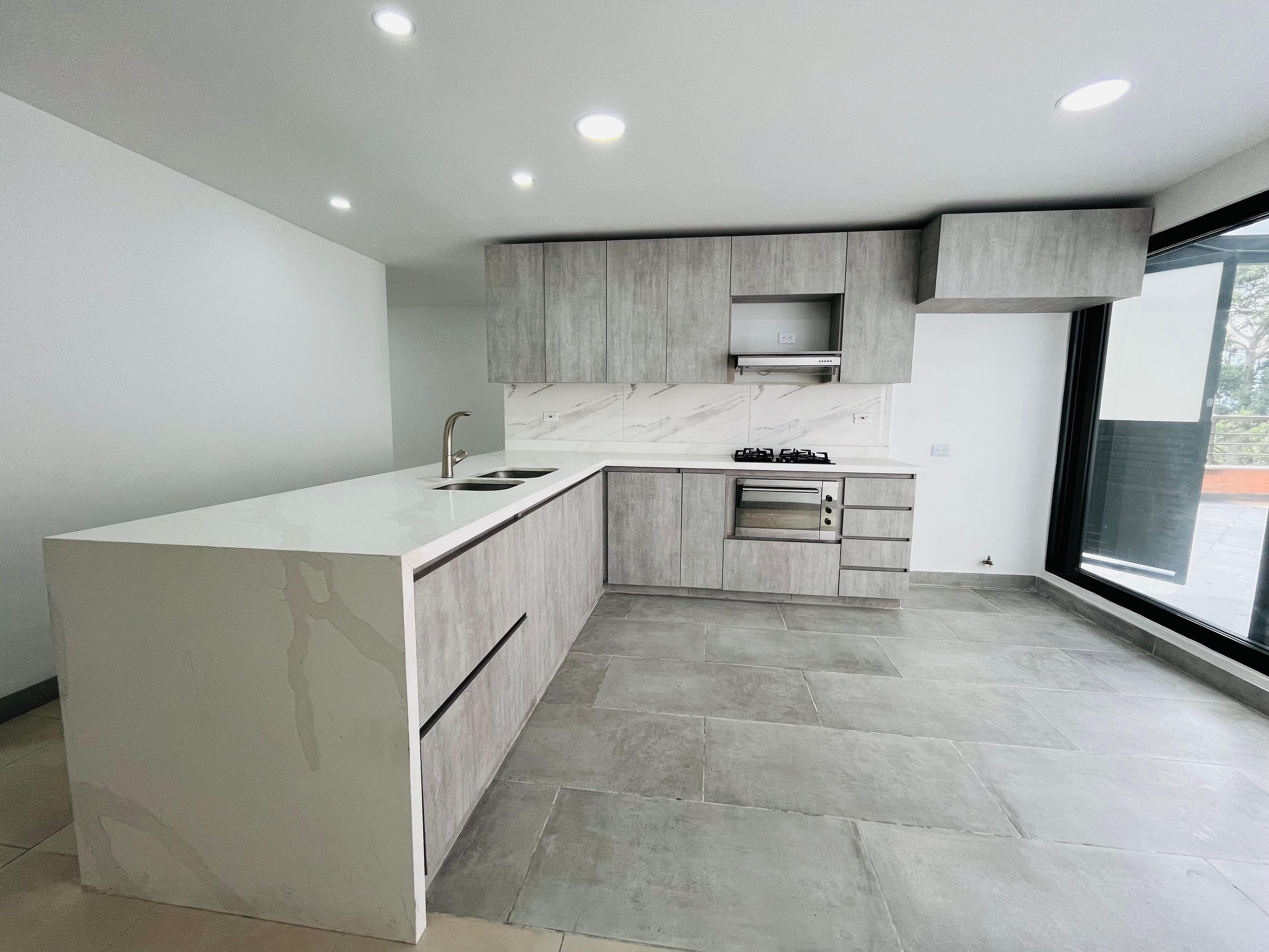 ARRIENDO APARTAMENTO - POBLADO EL CAMPESTRE