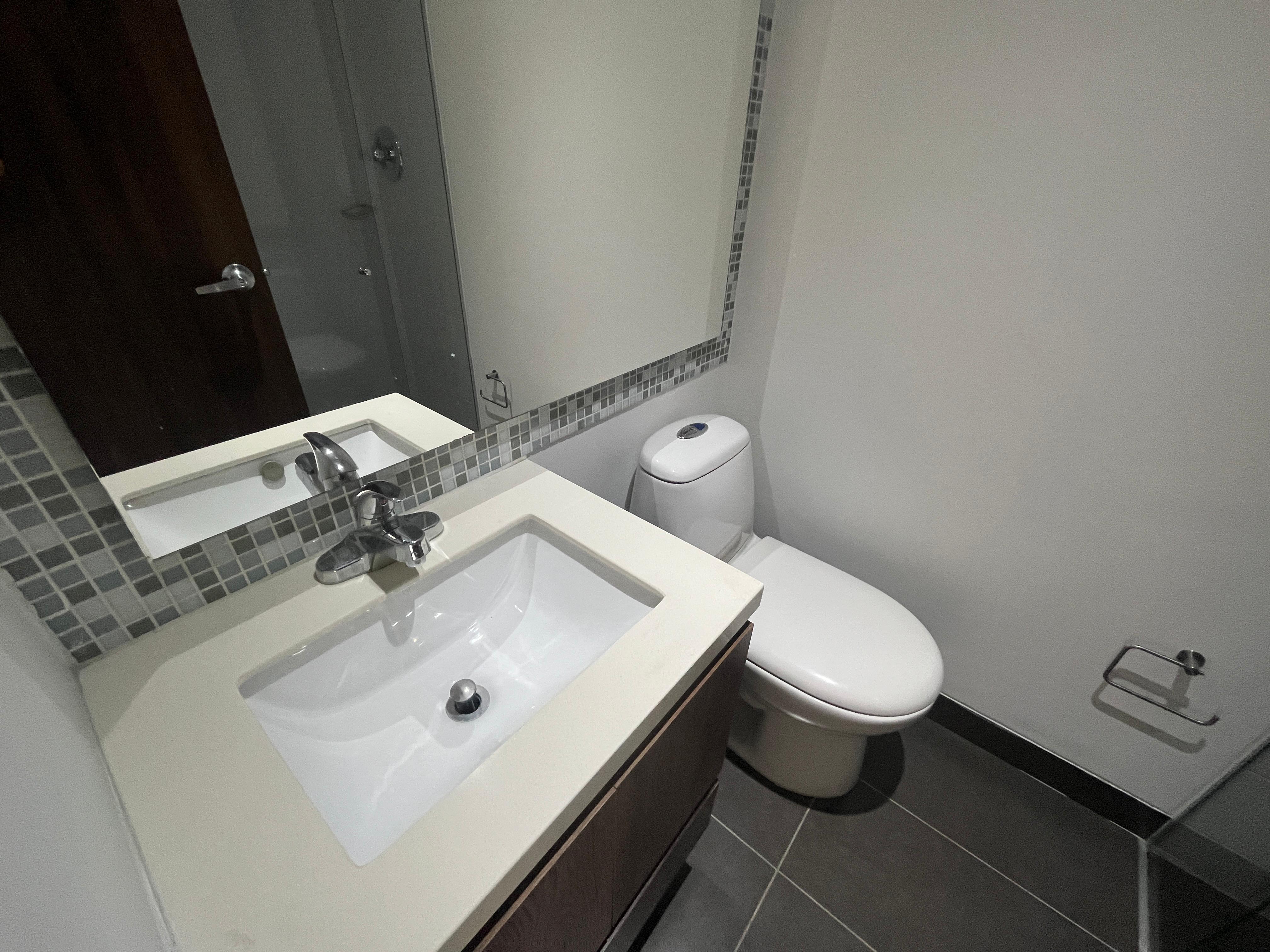 ARRIENDO APARTAMENTO - ENVIGADO ESMERALDAL