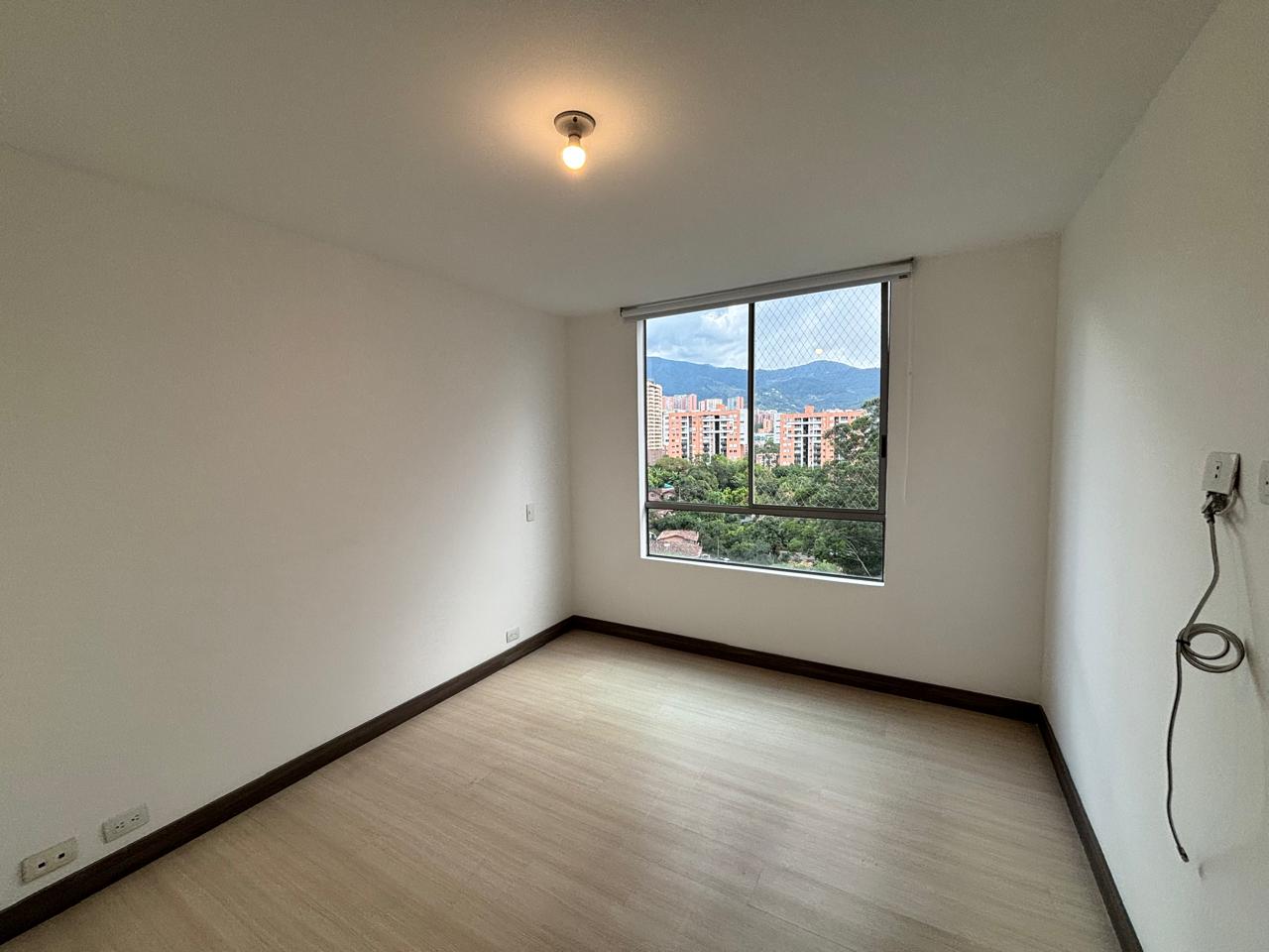 ARRIENDO APARTAMENTO - ENVIGADO LOMA DEL ESMERALDAL