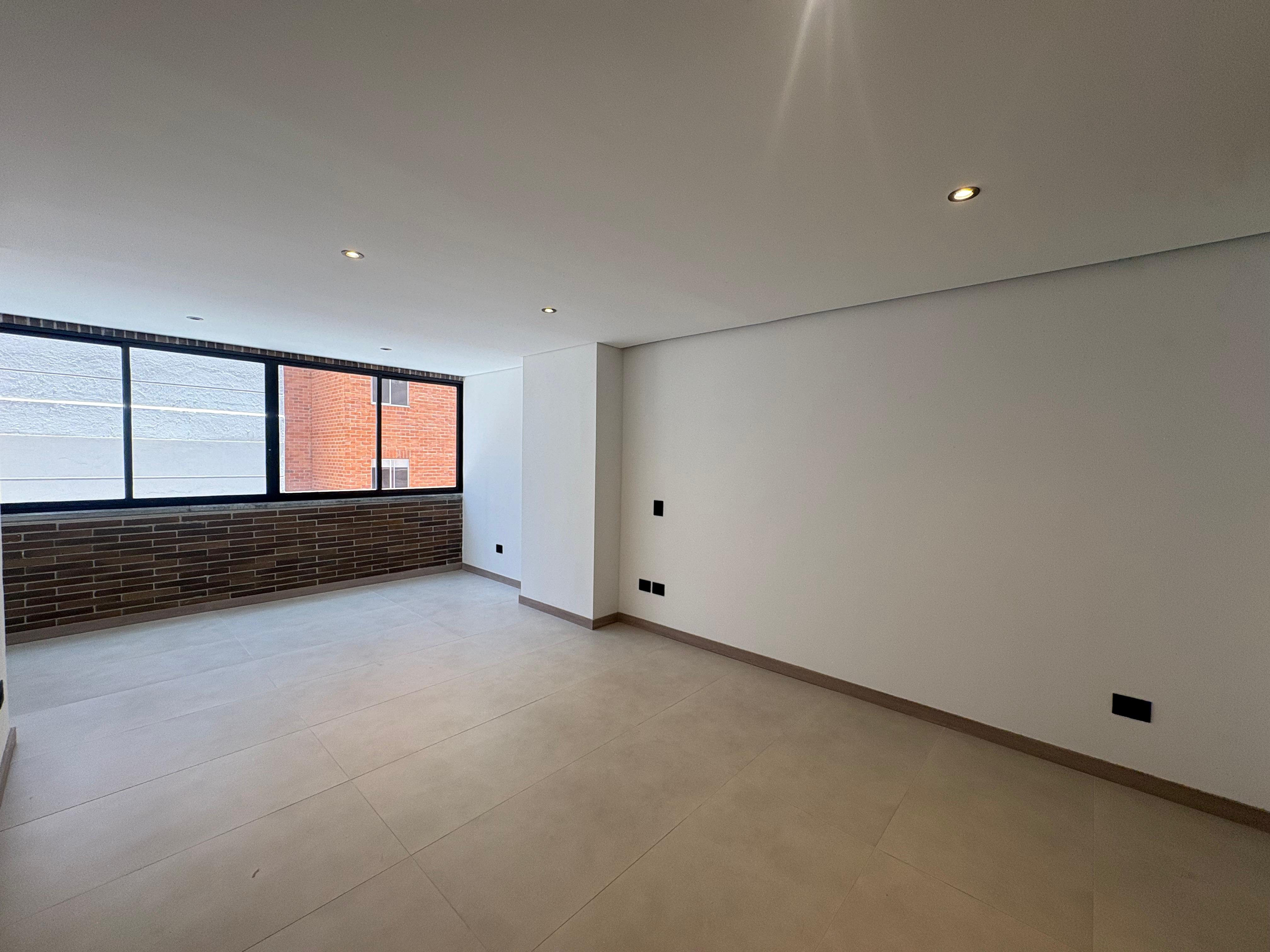 ARRIENDO APARTAMENTO, LAURELES PARA ESTRENAR