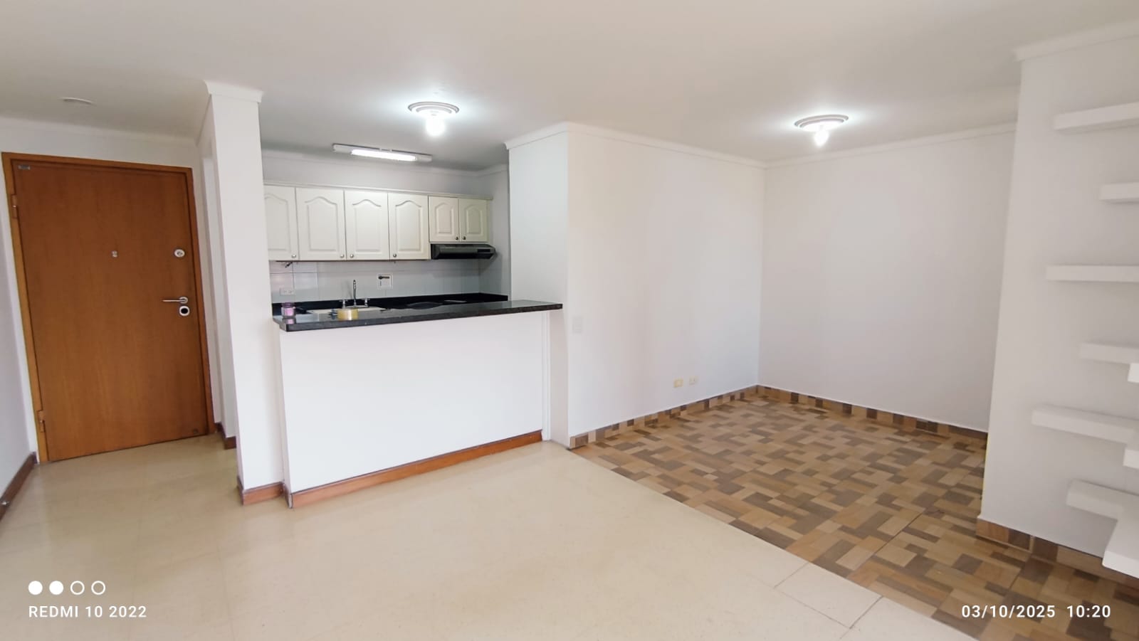 ARRIENDO APARTAMENTO - LAURELES
