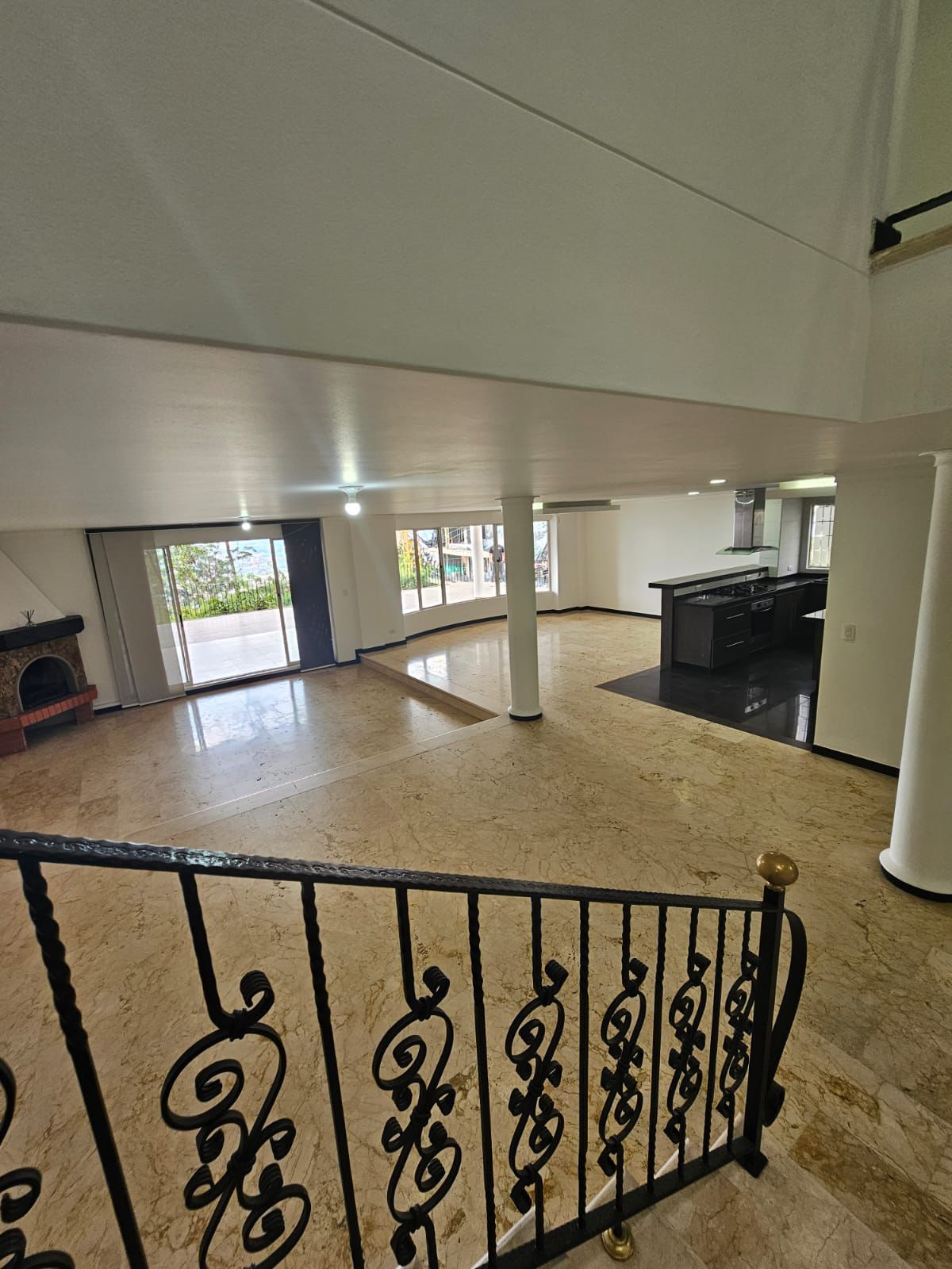 VENTA Y ARRIENDO CASA - POBLADO LA CALERA