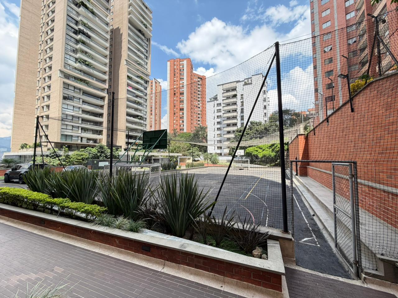 ARRIENDO APARTAMENTO - SANTA MARIA DE LOS ANGELES